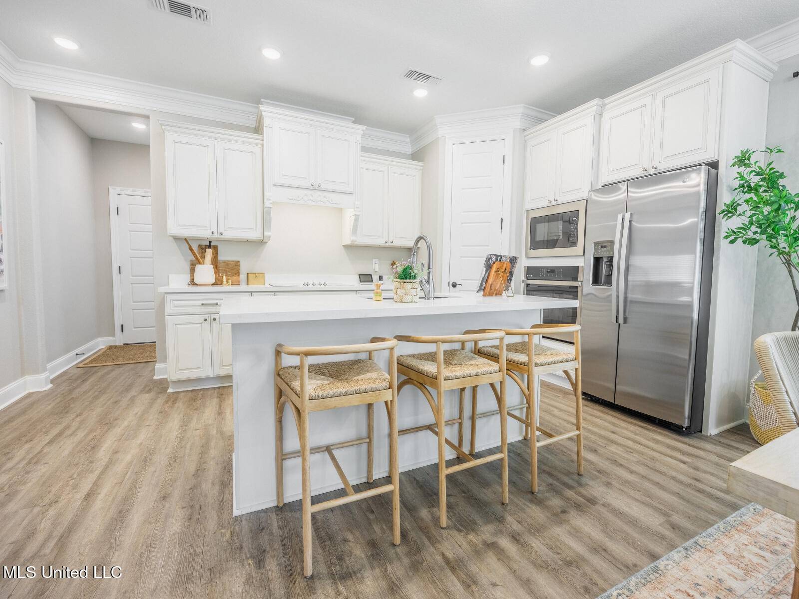 Ocean Springs, MS 39564,127 Everly Circle