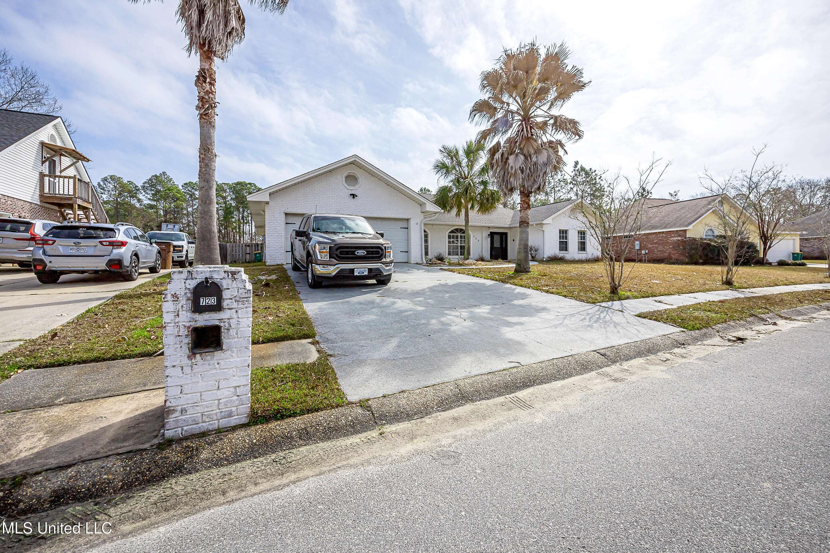 Long Beach, MS 39560,723 Old Savannah Drive