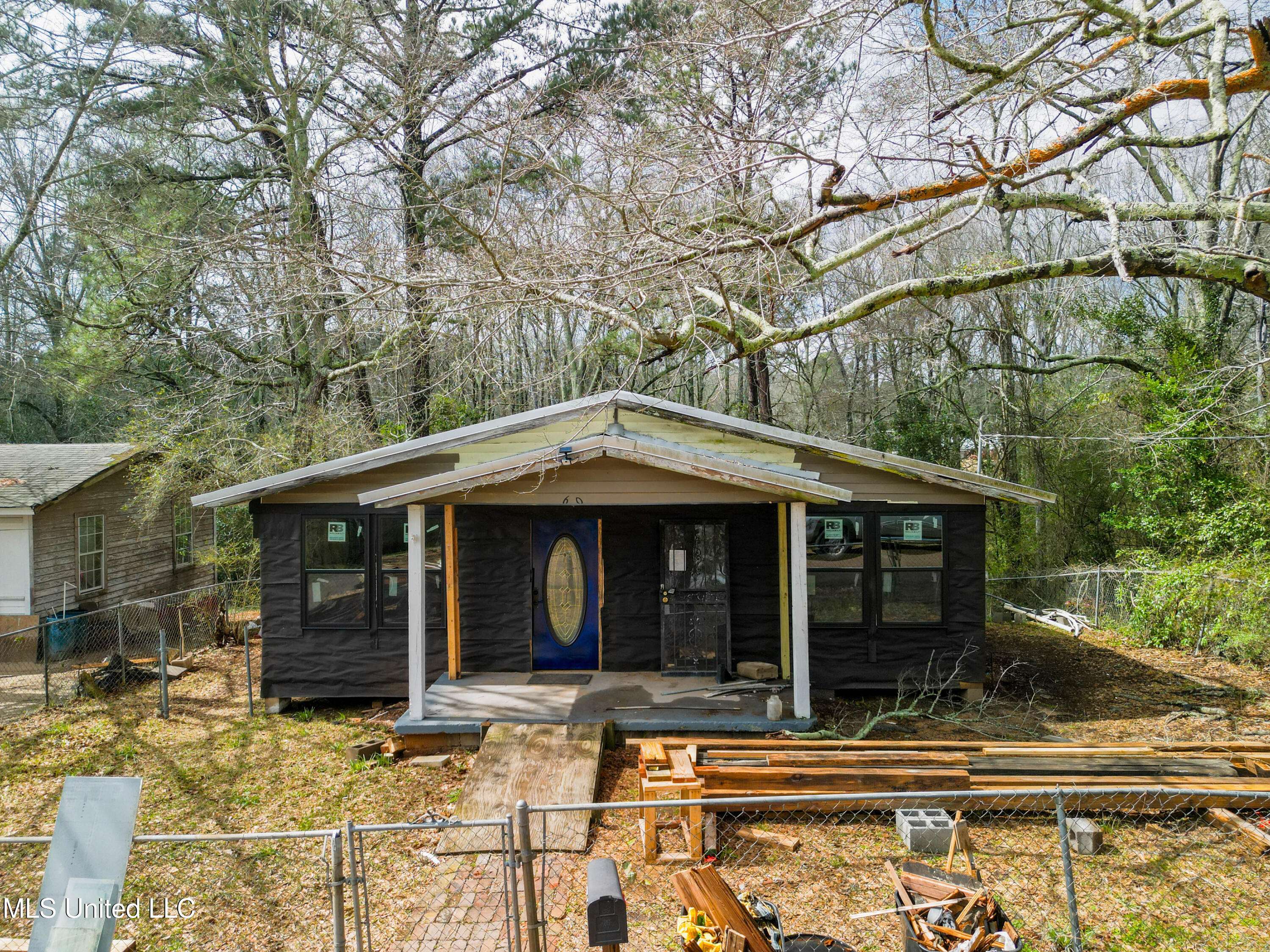 Magee, MS 39111,610 NW 9th Avenue