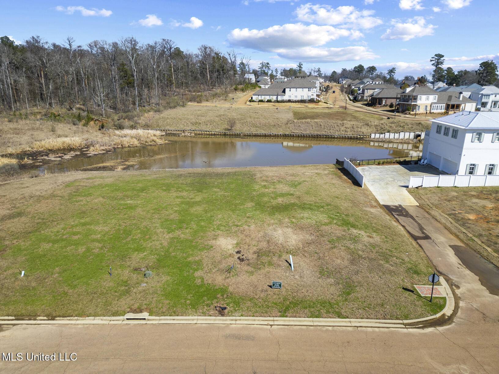 Madison, MS 39110,S Canal Drive