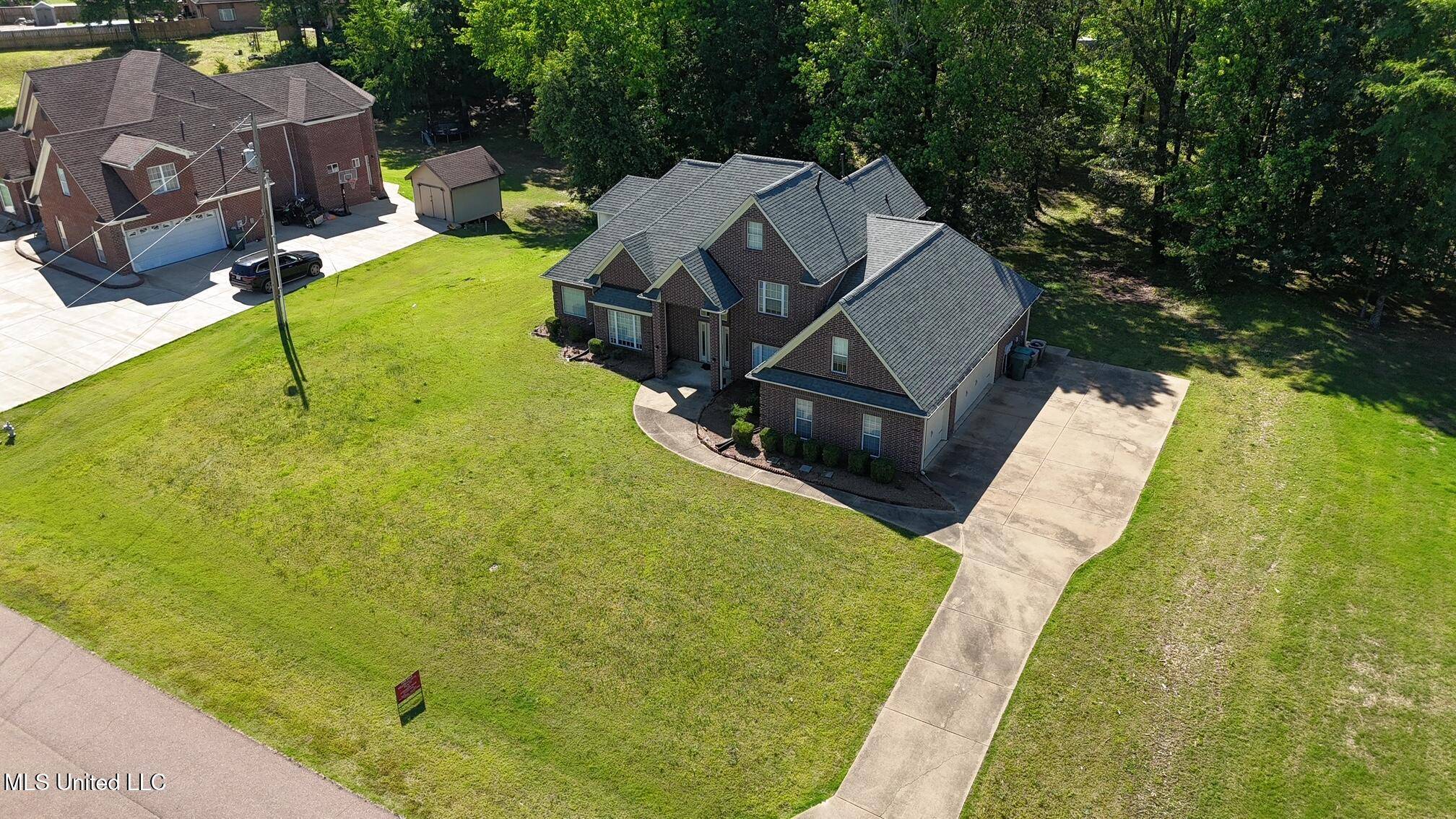 Southaven, MS 38672,3423 N Woodland Trace Street