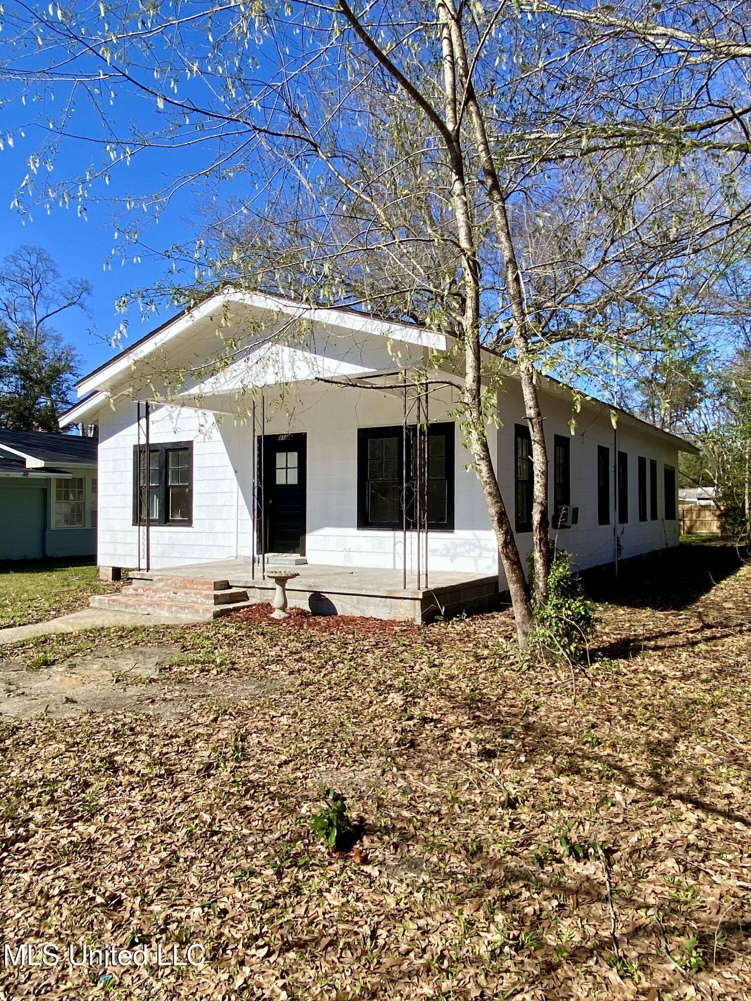 Picayune, MS 39466,414 5th Ave.