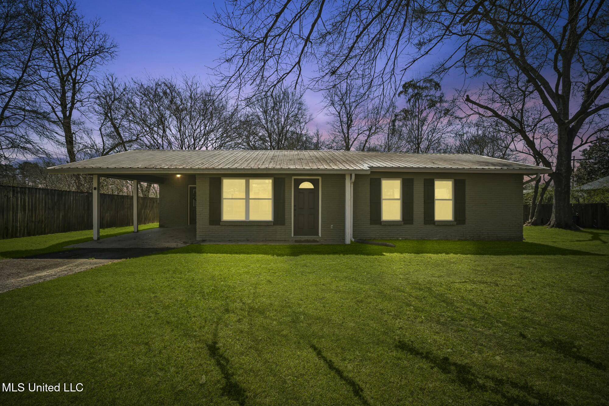 Wiggins, MS 39577,414 E Hatten Avenue #A