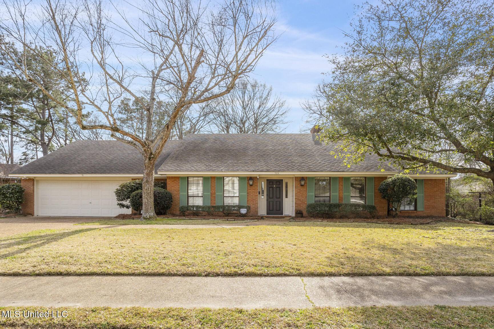 Jackson, MS 39211,905 Newland Street