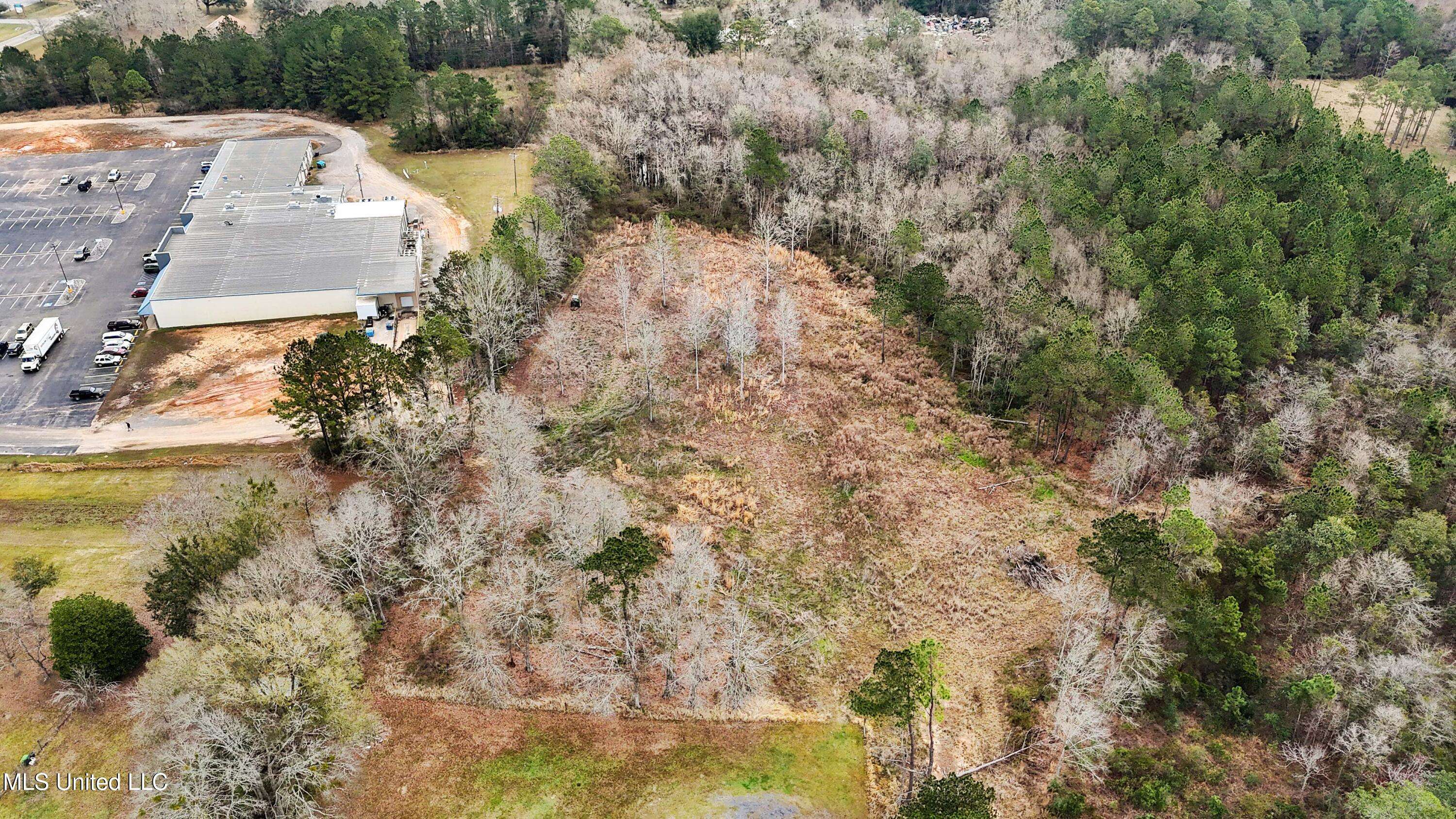 Moss Point, MS 39562,2 Highway 613 Highway