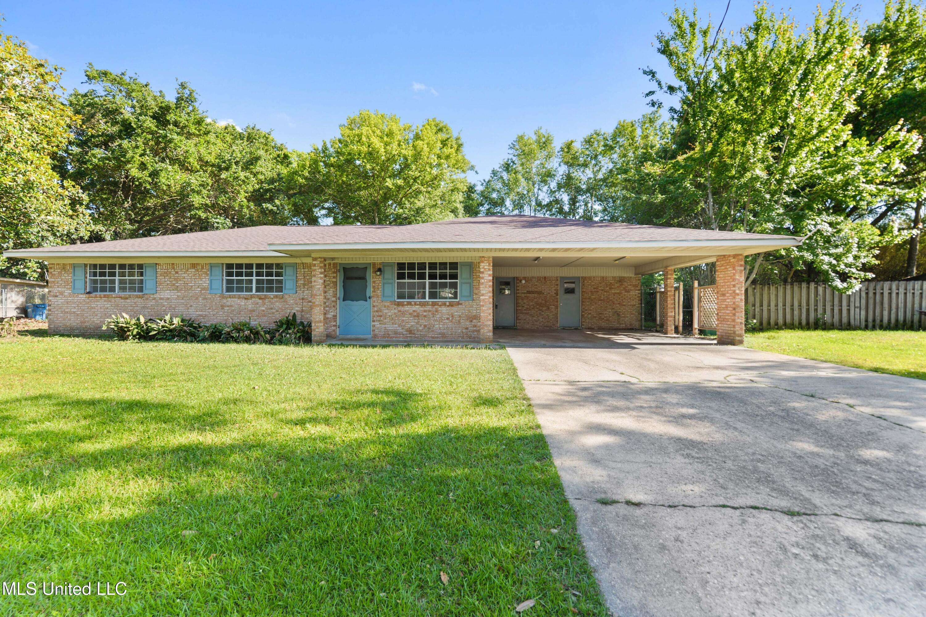 Ocean Springs, MS 39564,403 Brumbaugh Road