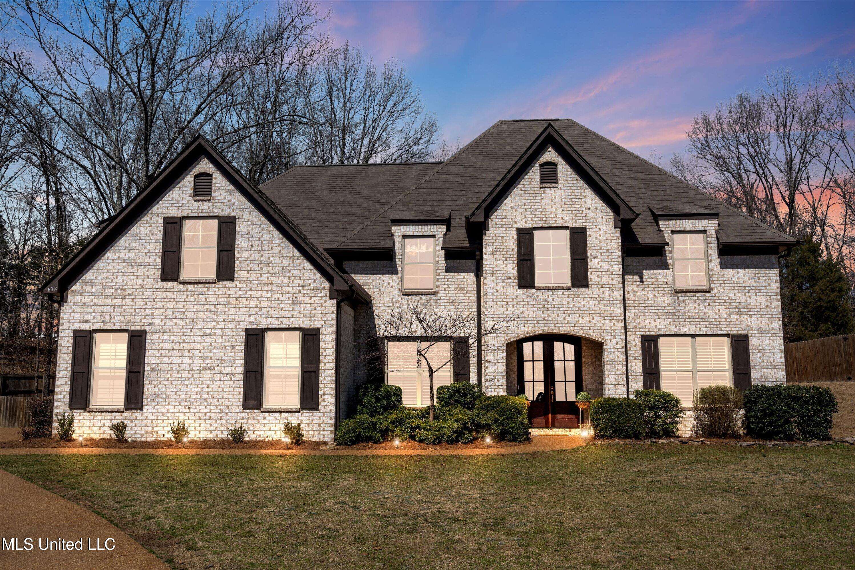 Hernando, MS 38632,678 Shady Brooke Lane