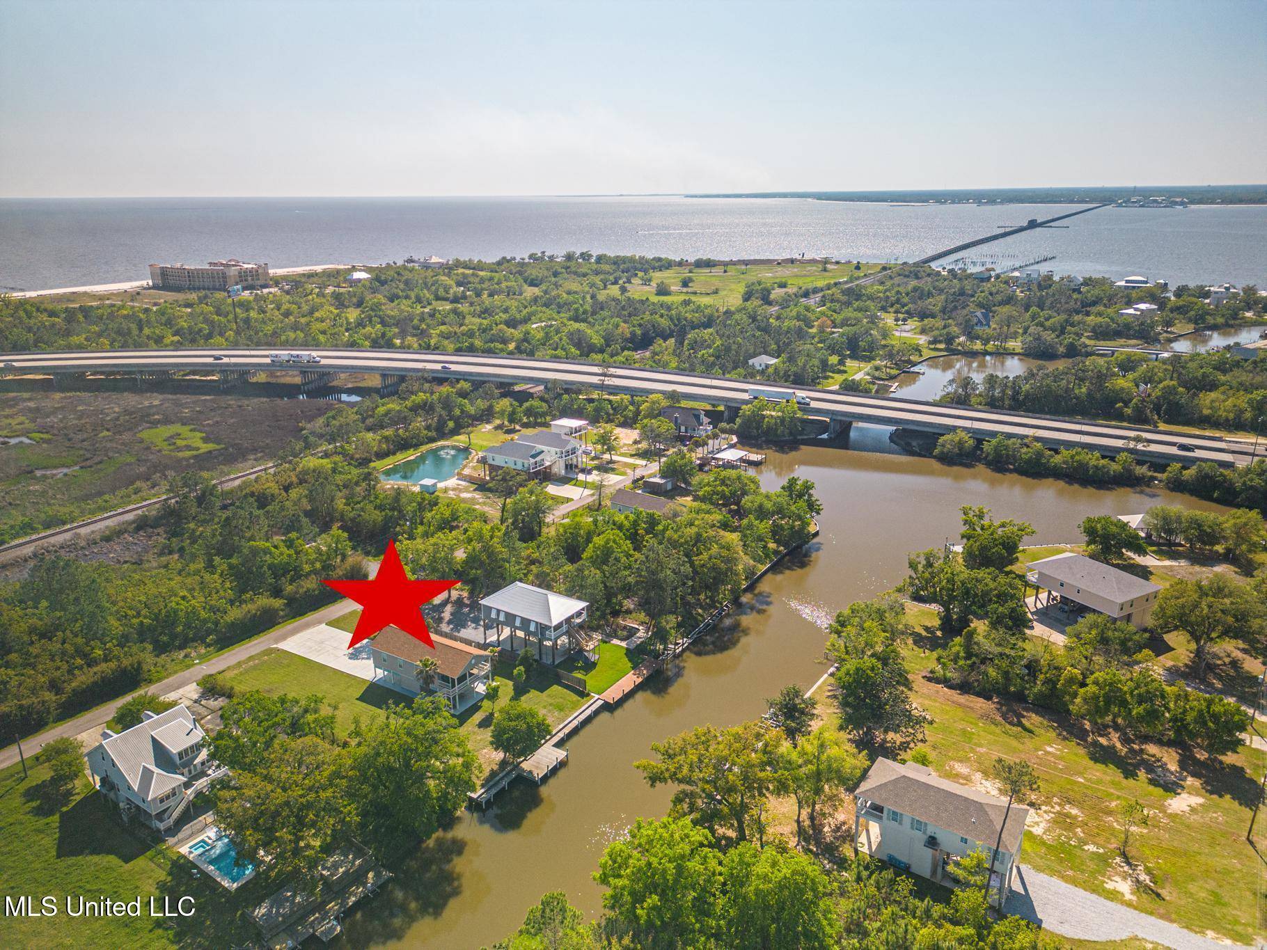 Pass Christian, MS 39571,620 5th Street