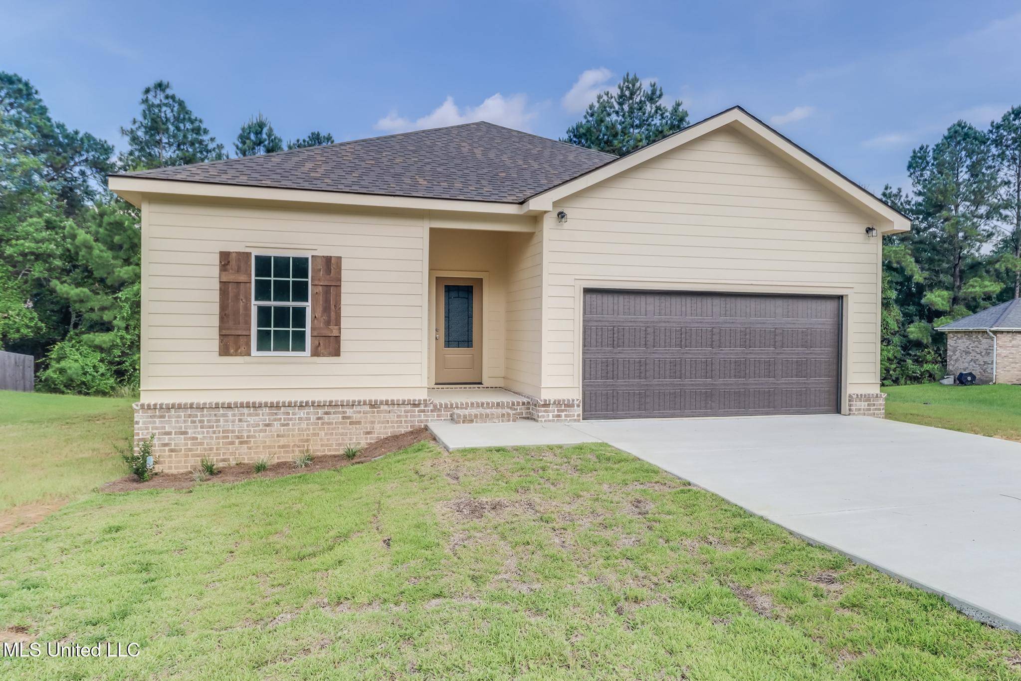 Saucier, MS 39574,19452 Stewart Street