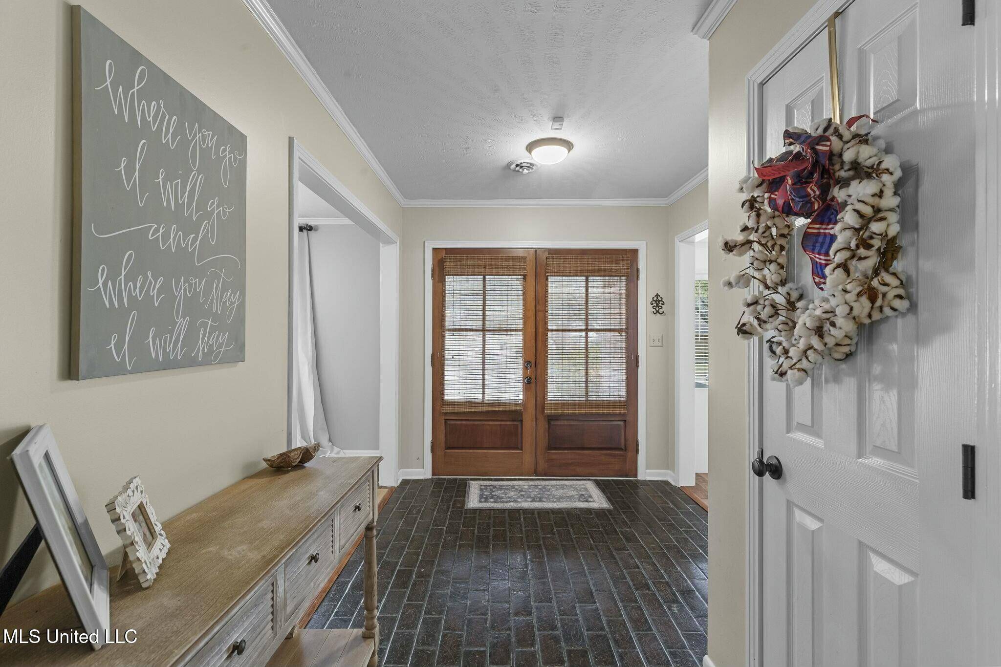 Jackson, MS 39211,5435 Kaywood Drive