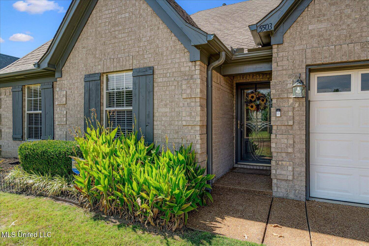 Southaven, MS 38672,5503 Sugarberry Lane