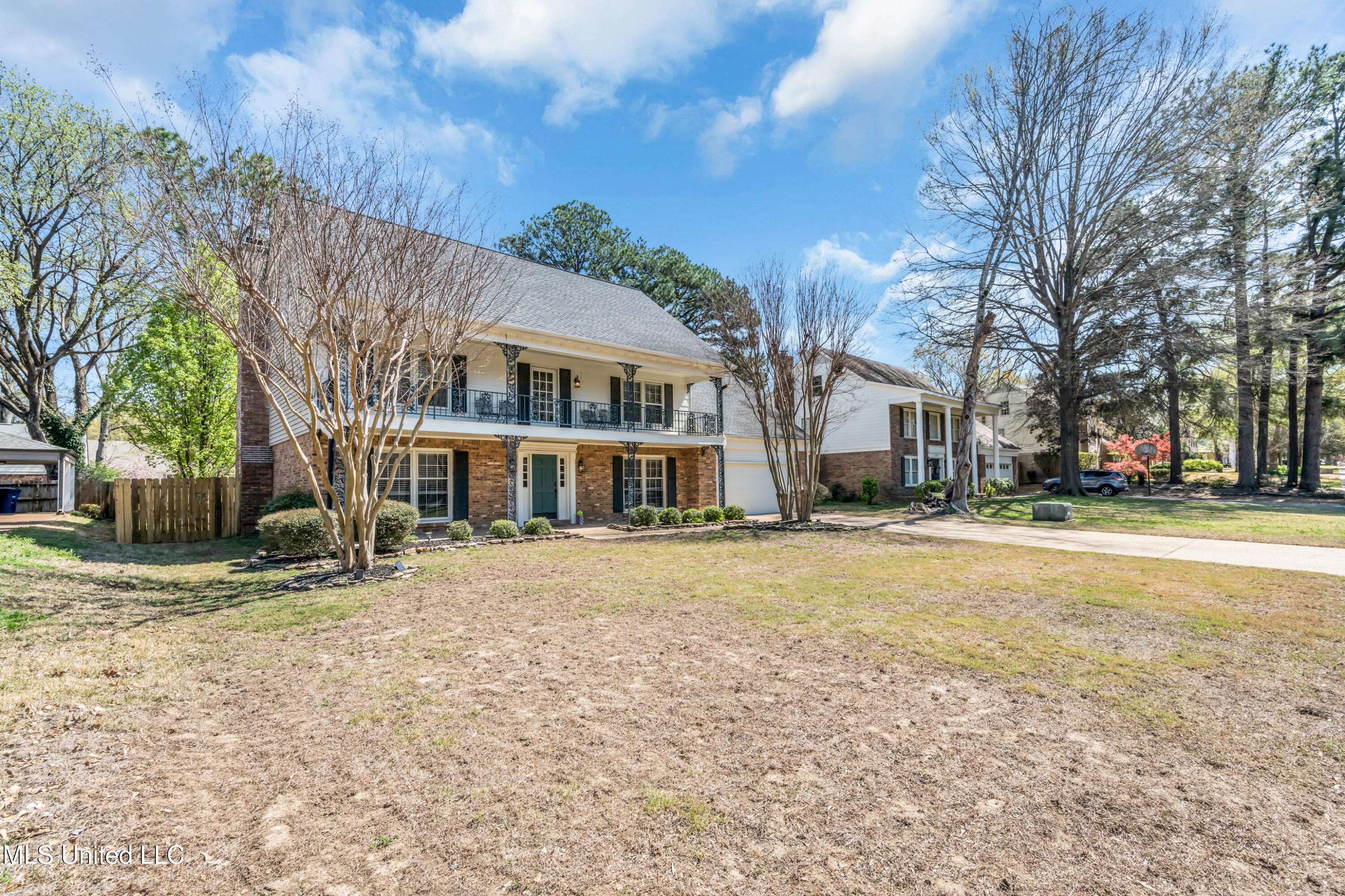 Germantown, TN 38138,1826 Brierbrook Road