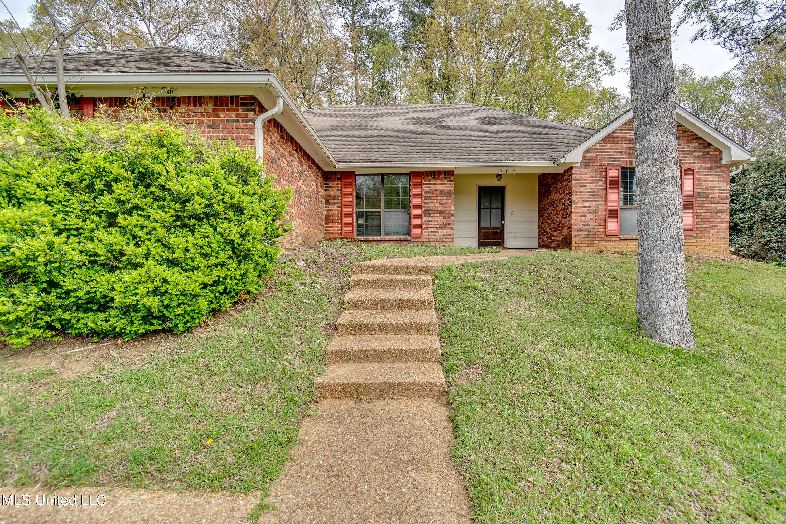 Clinton, MS 39056,202 Brighton Drive