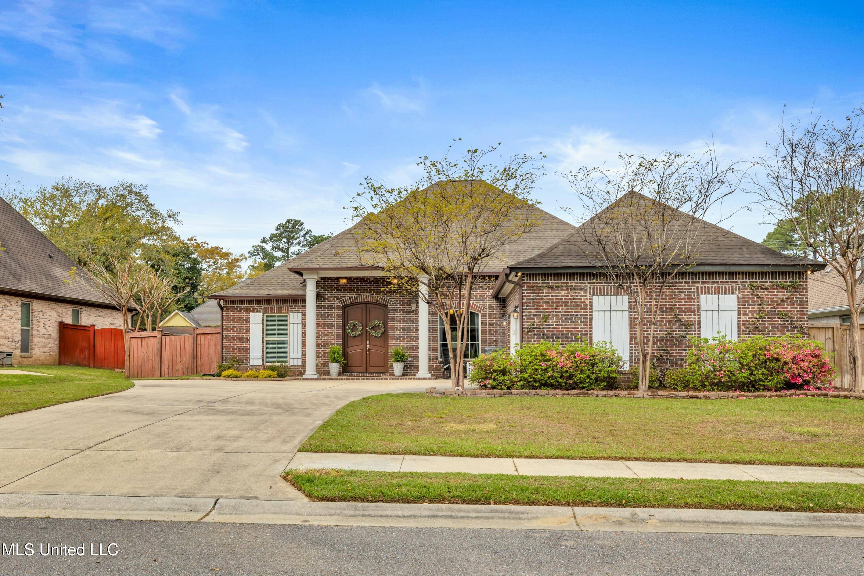 Biloxi, MS 39532,944 Caroline Drive