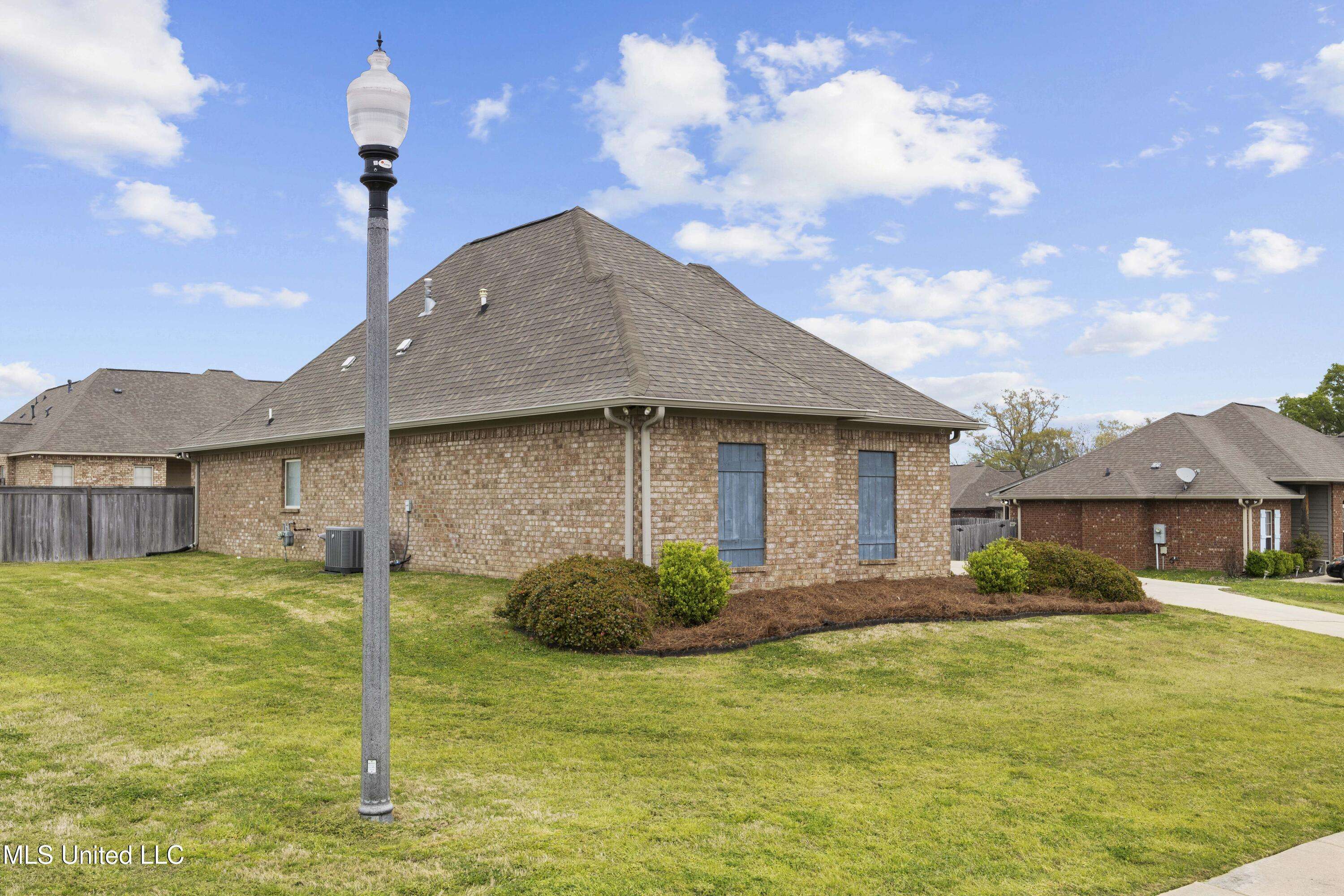 Canton, MS 39046,245 Cooper Lane