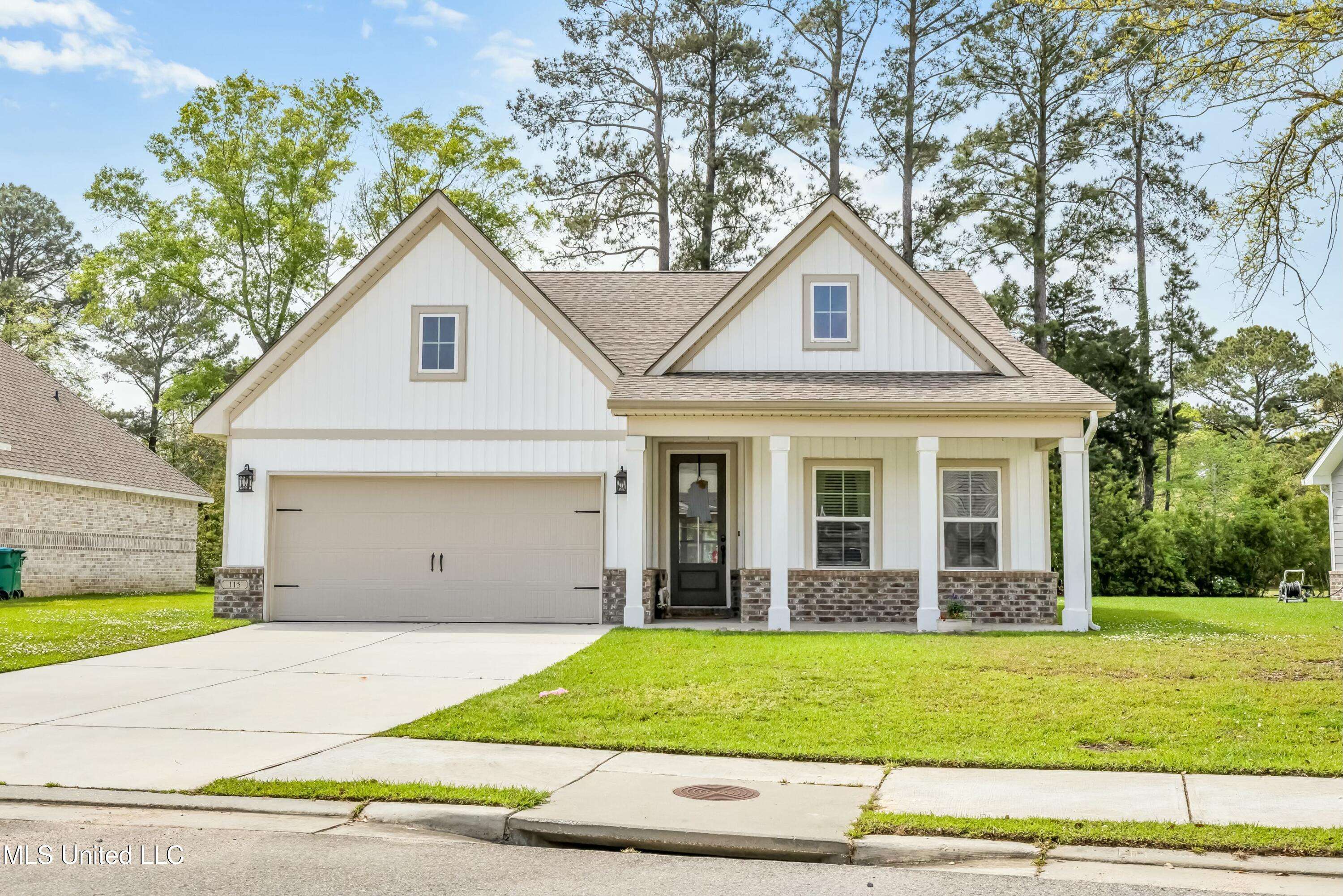 Ocean Springs, MS 39564,115 Spanish Cove Drive