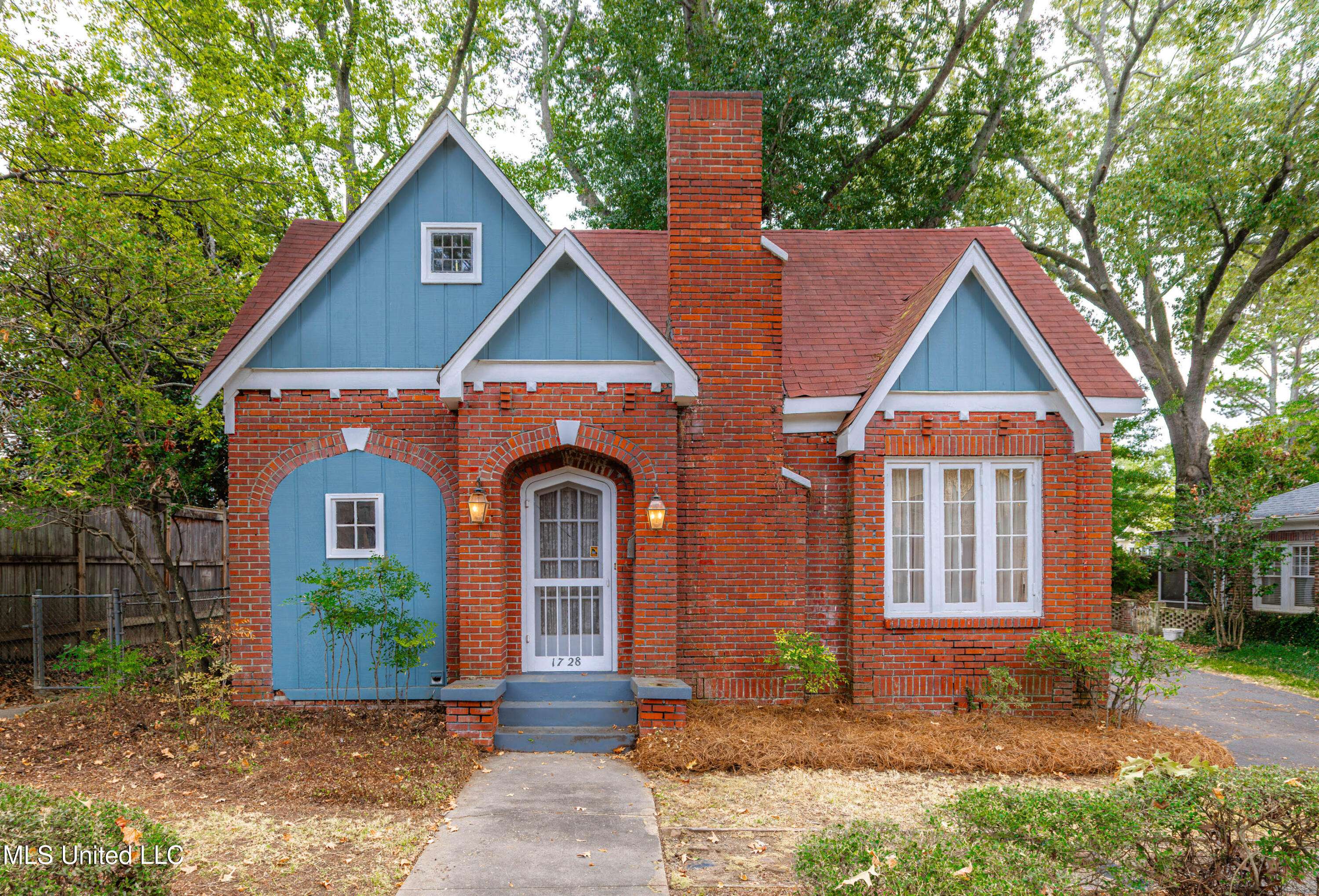 Jackson, MS 39202,1728 Lyncrest Avenue