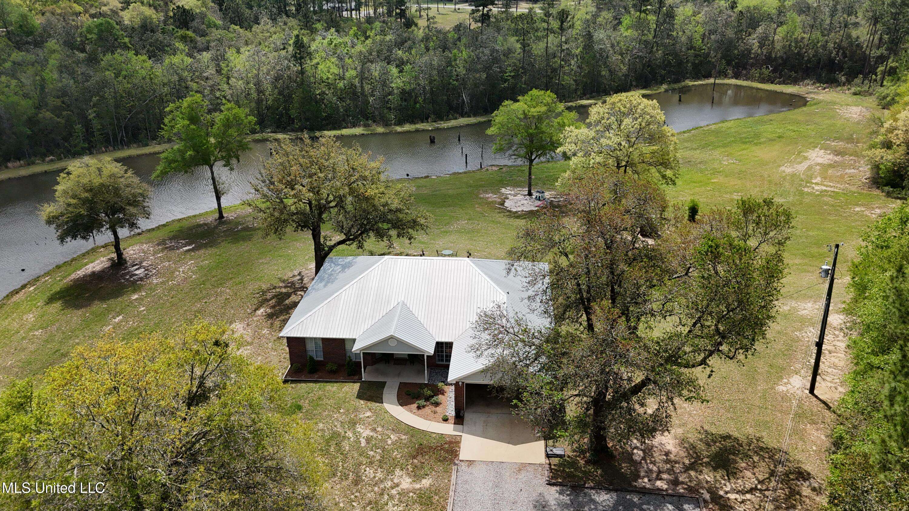 Lucedale, MS 39452,7401 North Creek Rd.