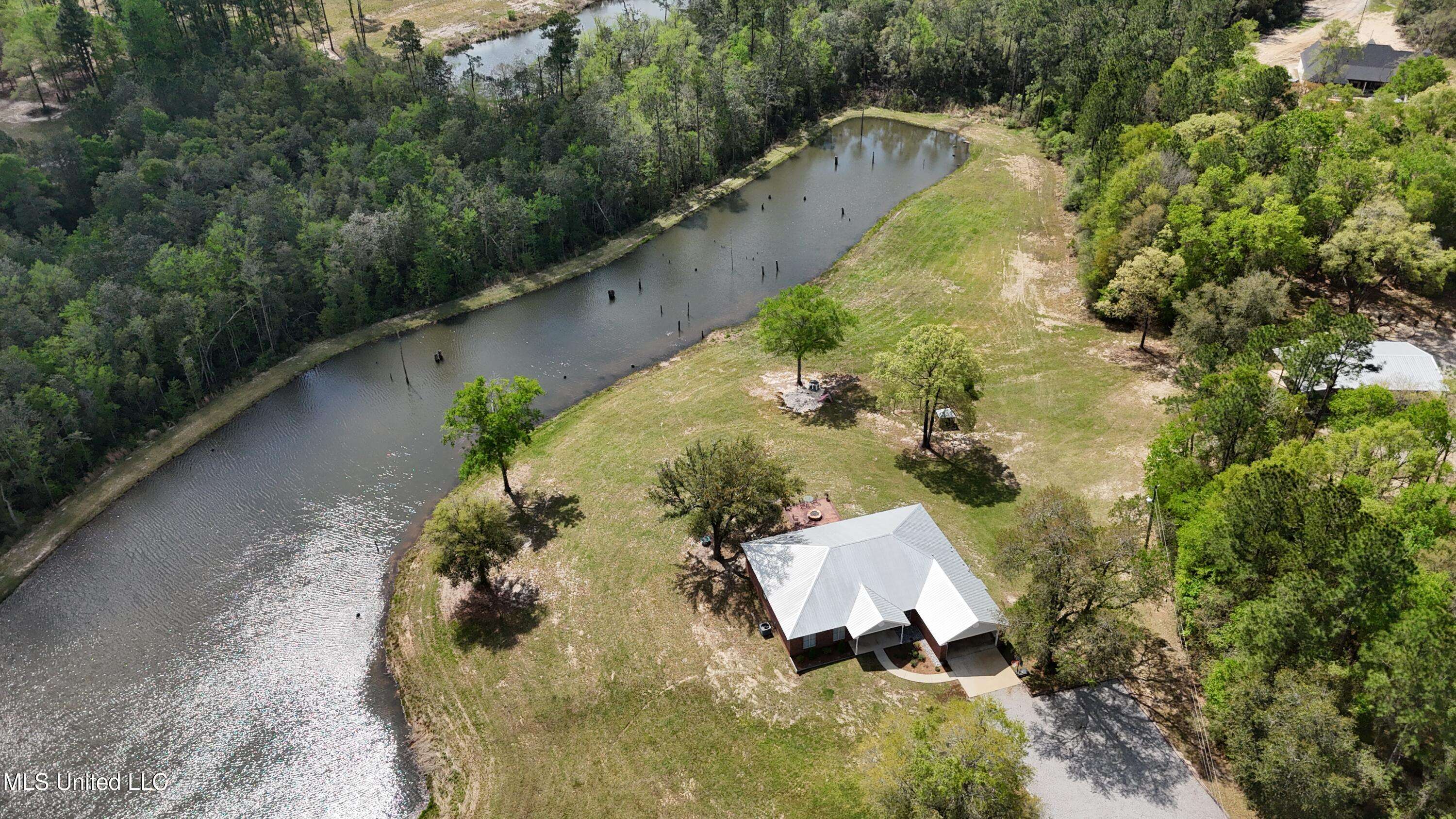 Lucedale, MS 39452,7401 North Creek Rd.