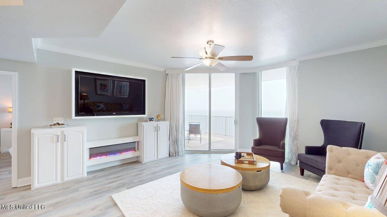 Biloxi, MS 39531,2668 Beach Boulevard #704