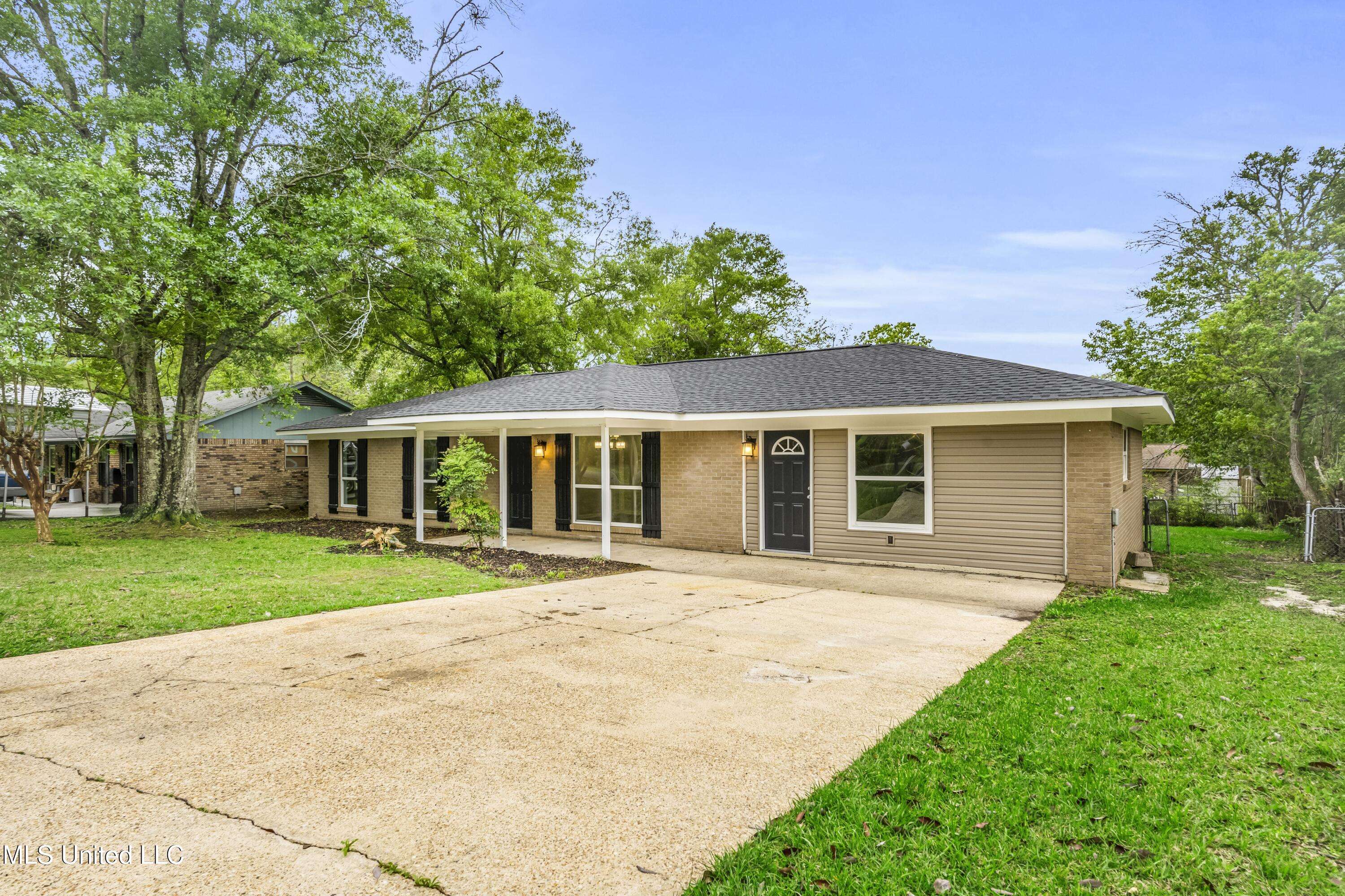 Gulfport, MS 39503,12399 Simpson Road