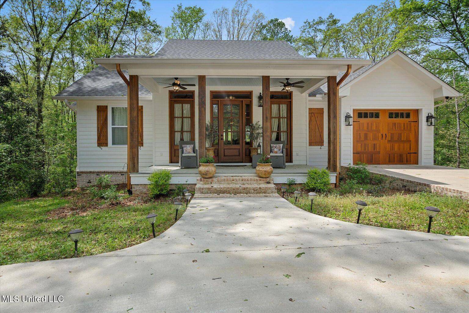 Louin, MS 39338,19 County Road 188
