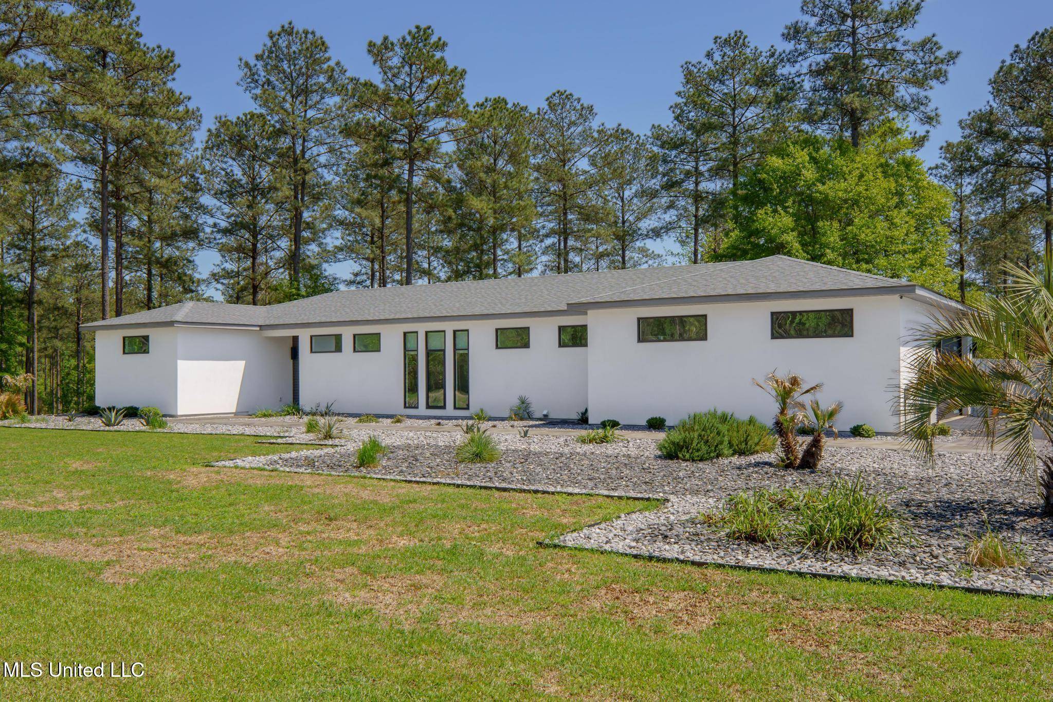 Sumrall, MS 39482,227 Jo Ann Drive