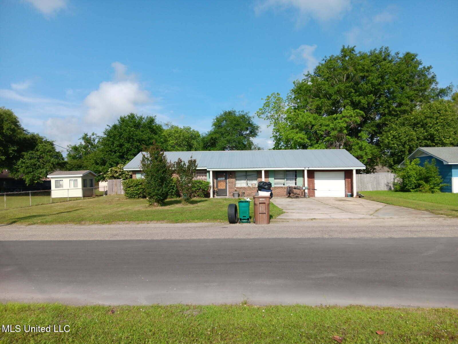 Long Beach, MS 39560,103 Reeves Street