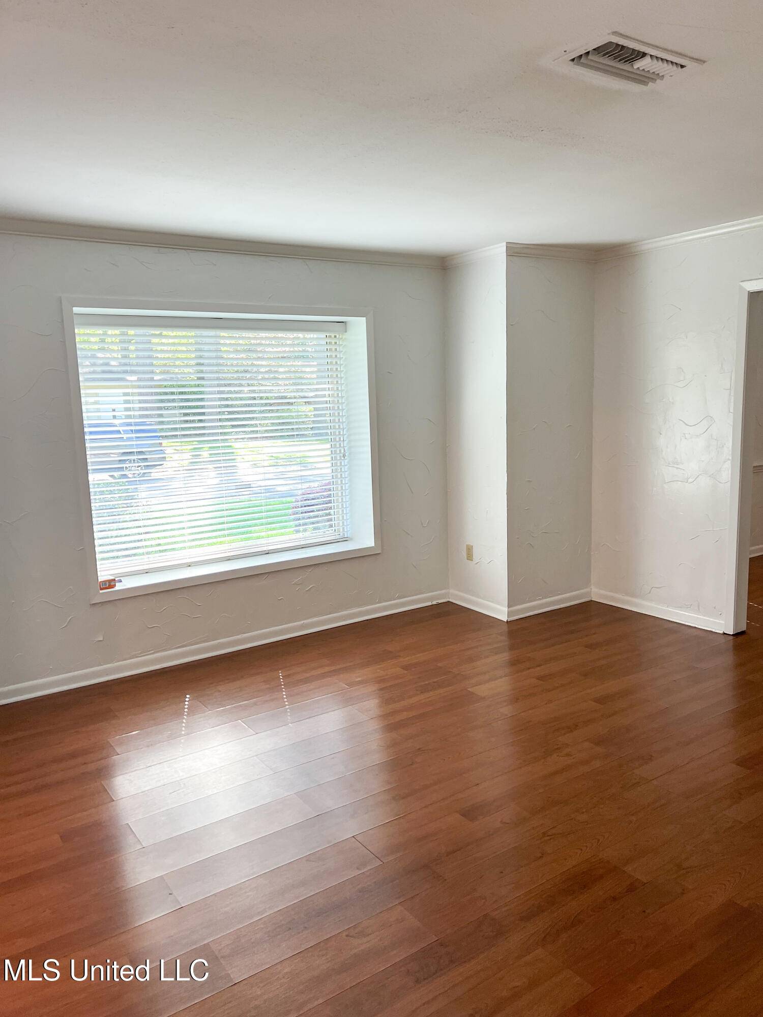 Jackson, MS 39211,5365 Red Fox Road