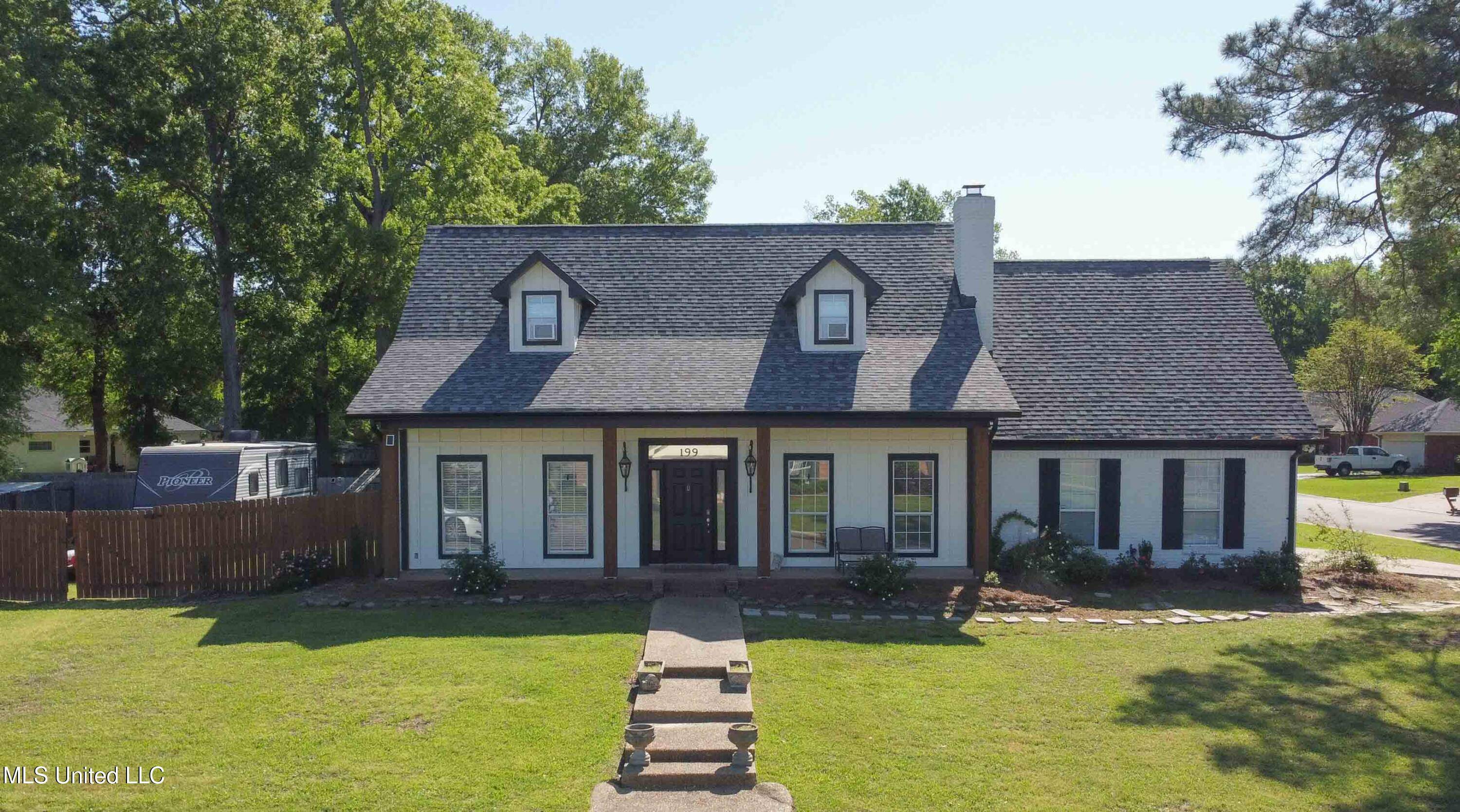 Brandon, MS 39047,199 Mandarin Drive