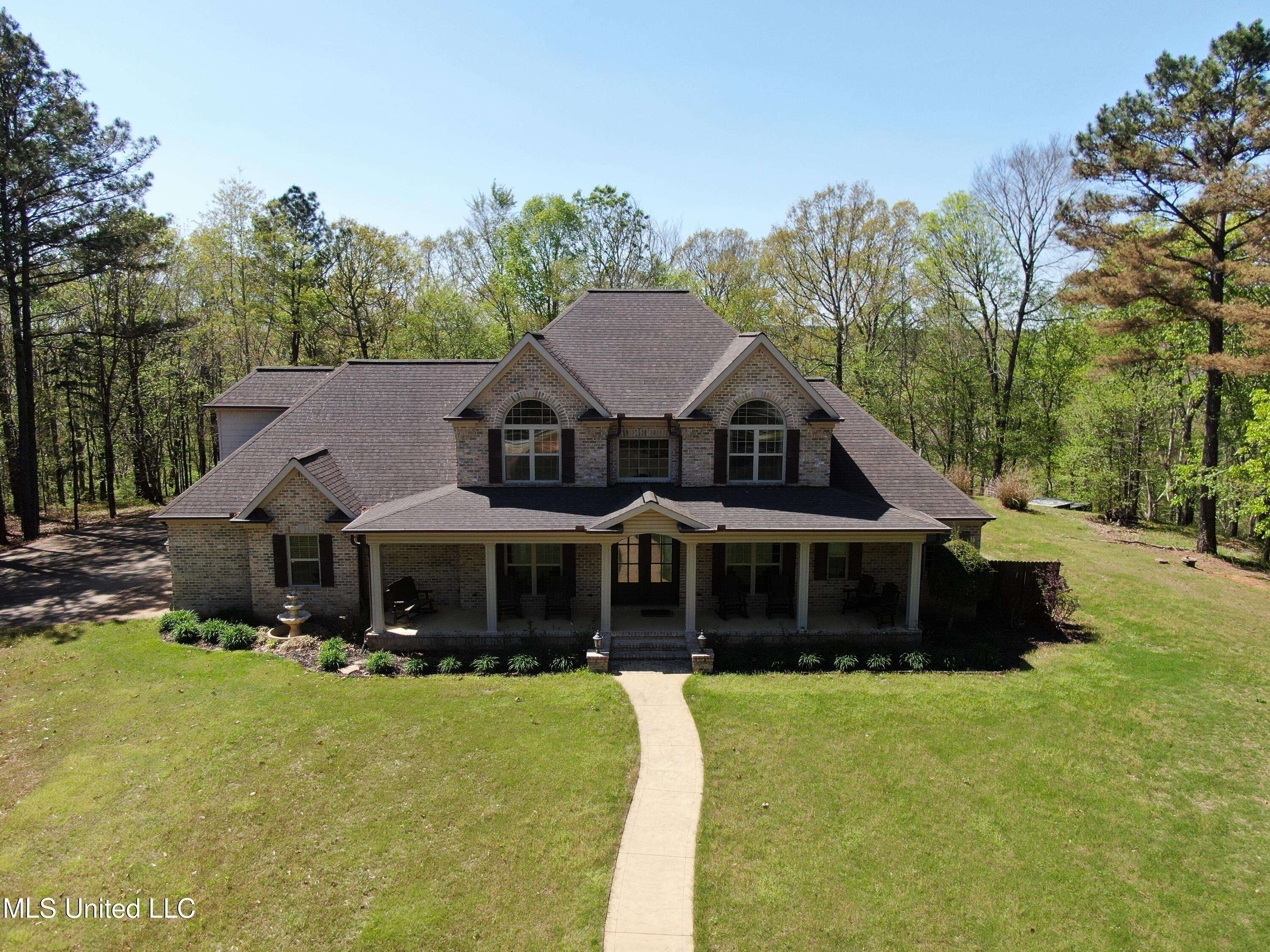 Hickory Flat, MS 38633,875 Mccravy Road