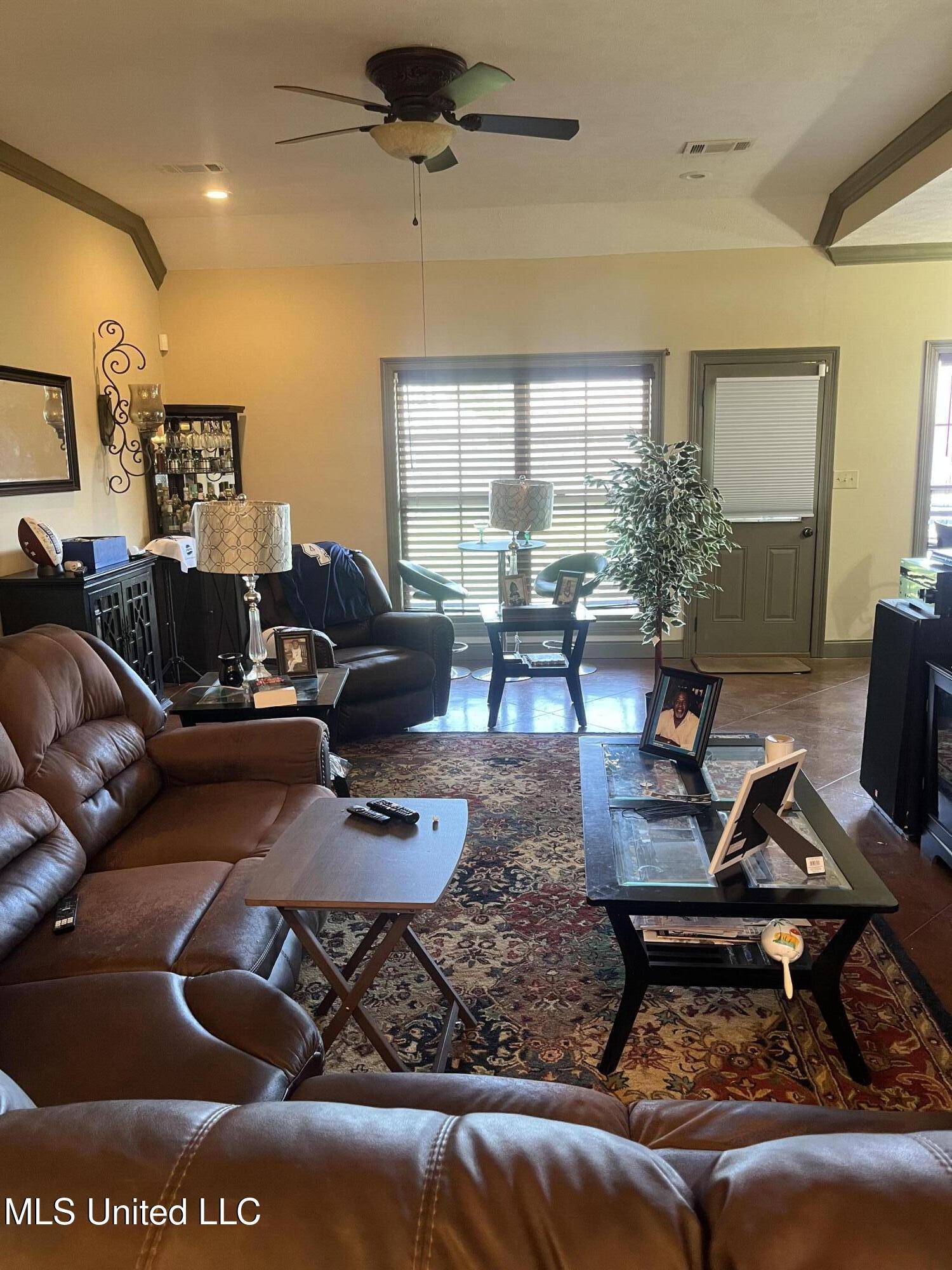 Byram, MS 39272,4278 Summerton Drive