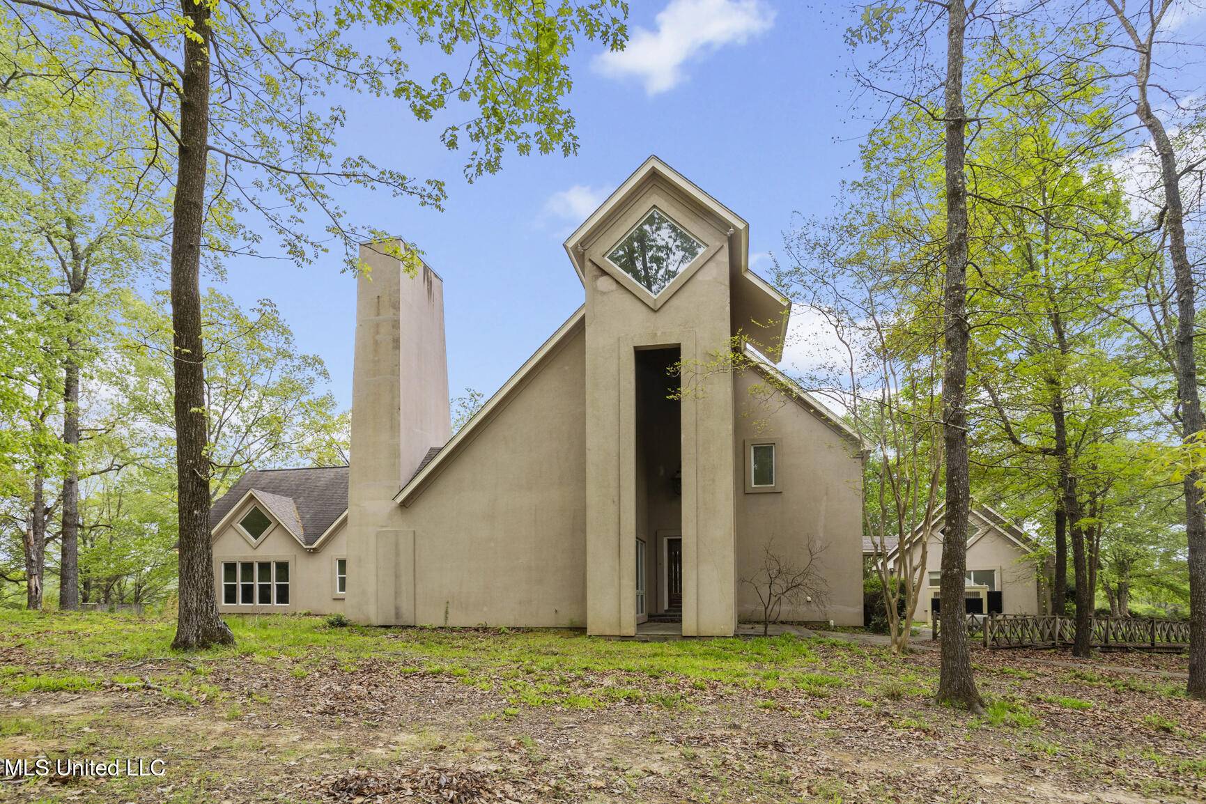 Flora, MS 39071,151 Chapel Hill Road