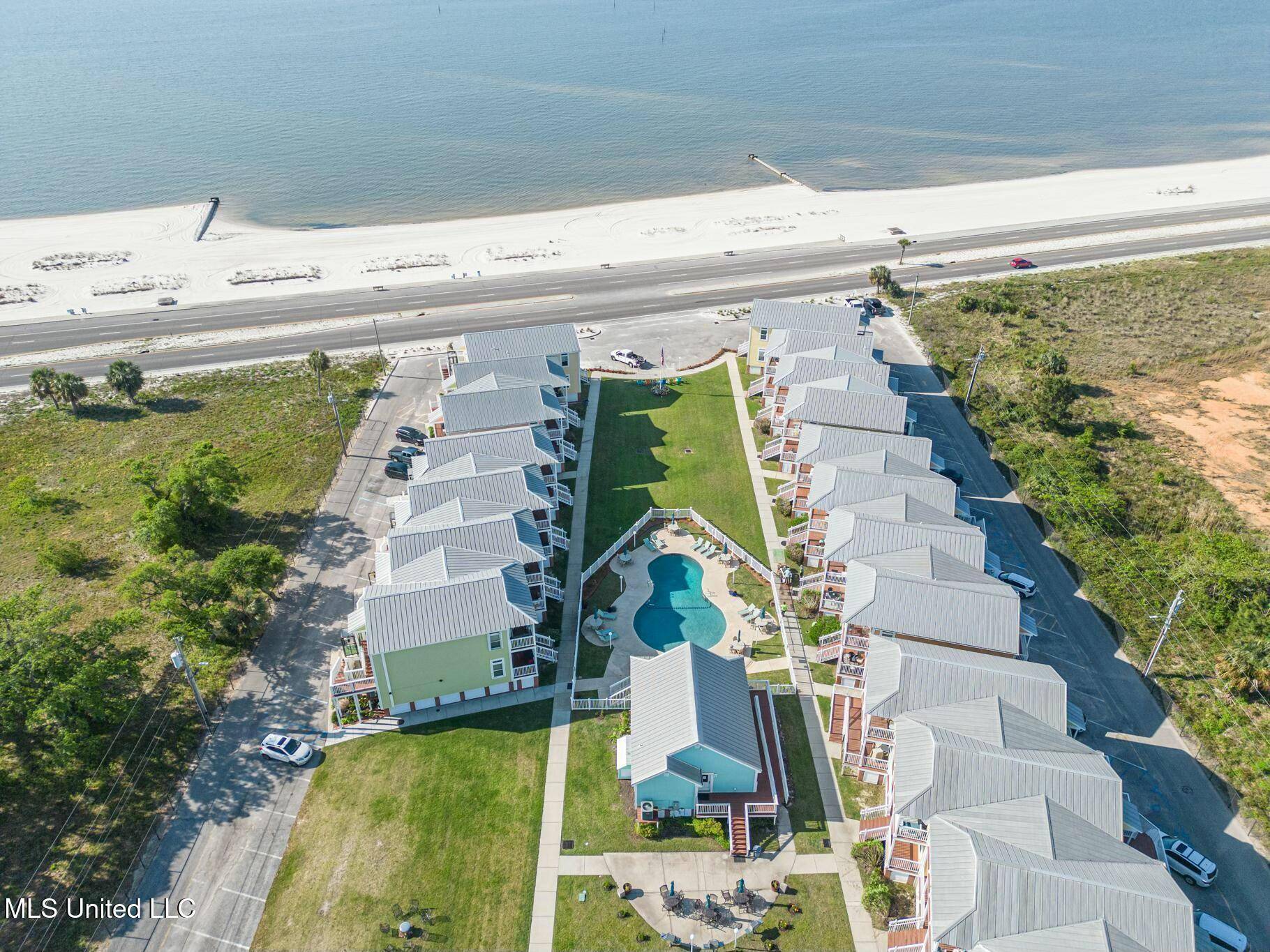 Pass Christian, MS 39571,1515 E Beach Boulevard #117