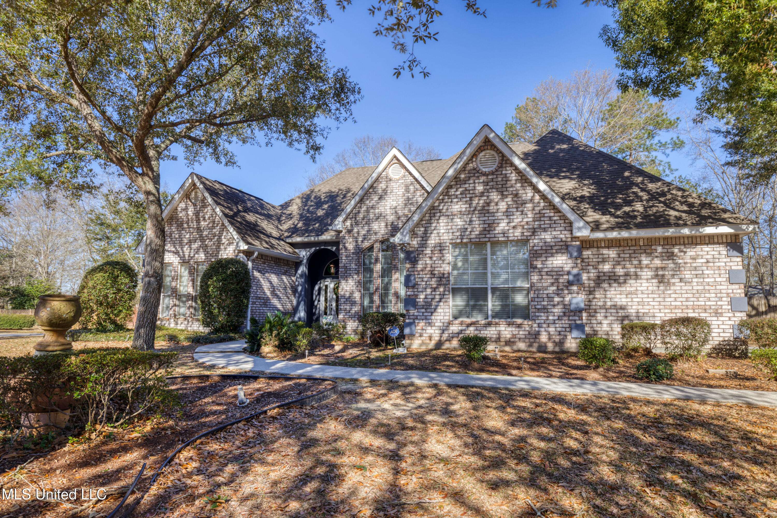 Picayune, MS 39466,6051 The Woods Road