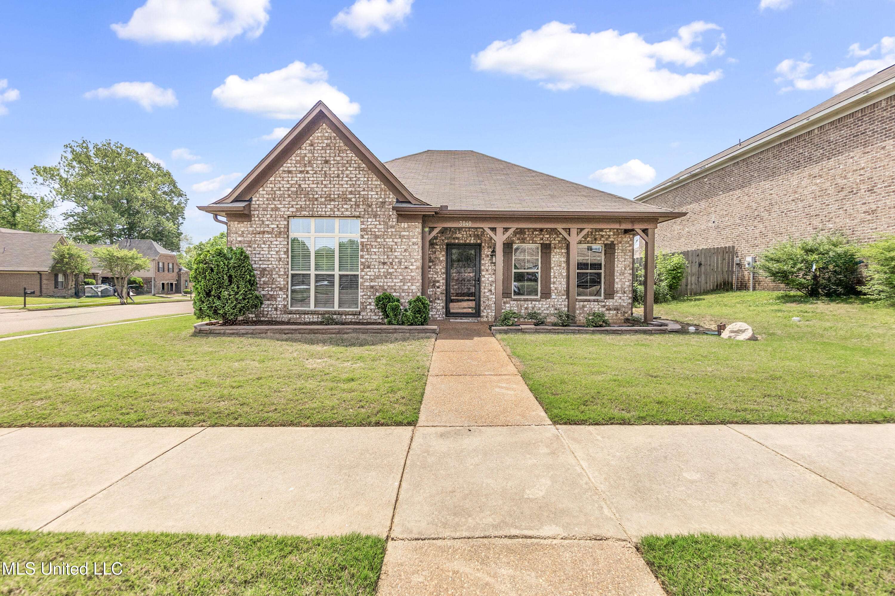 Hernando, MS 38632,3040 Logans Loop