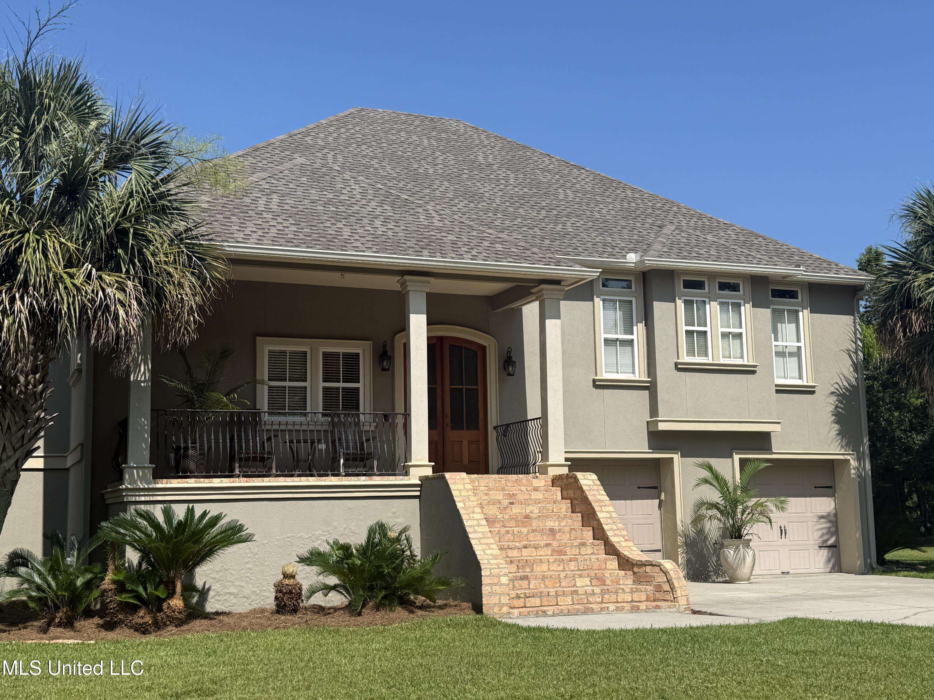 Pass Christian, MS 39571,216 Courtenay Avenue