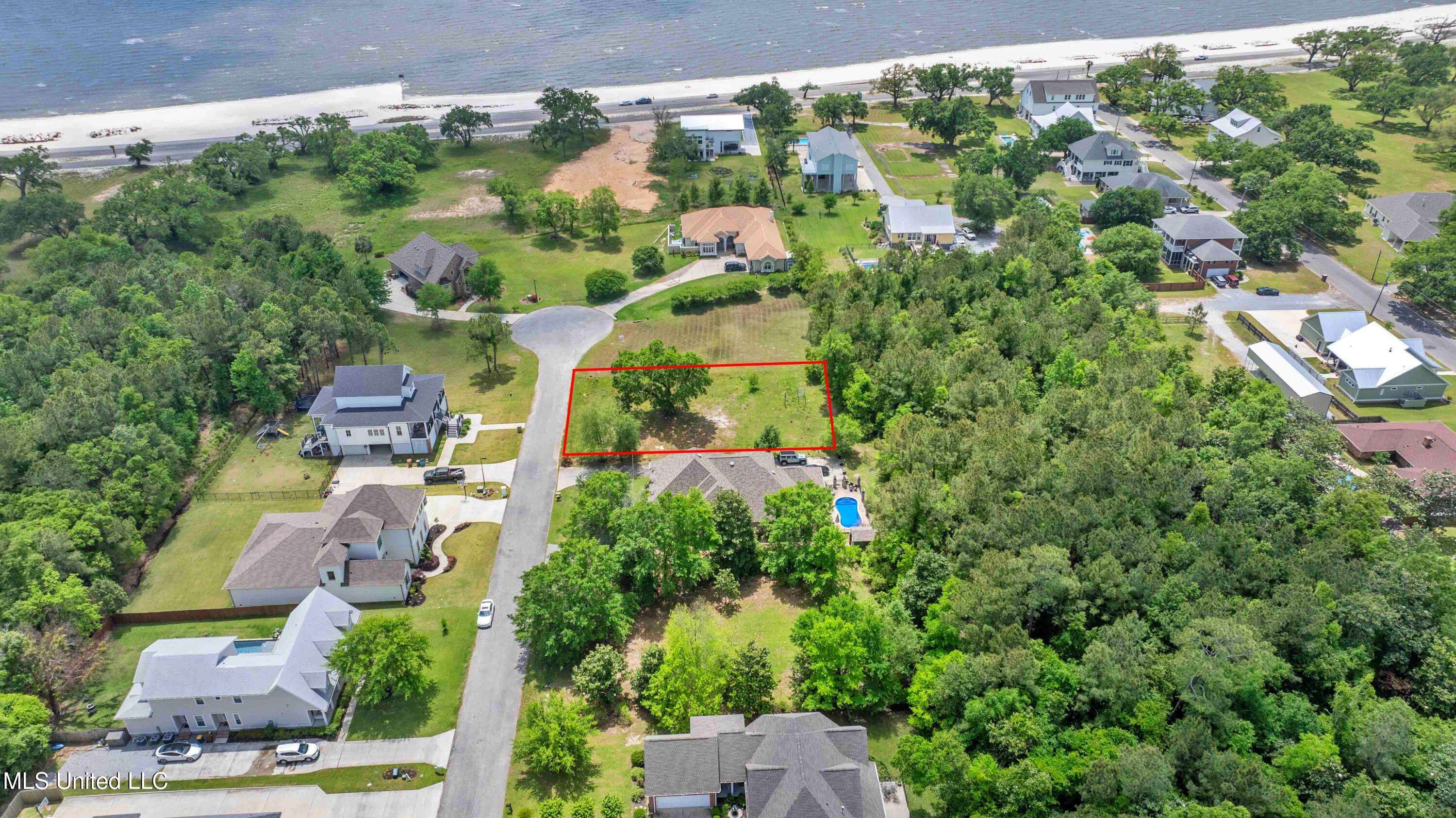 Pass Christian, MS 39571,119 Victoria Lane