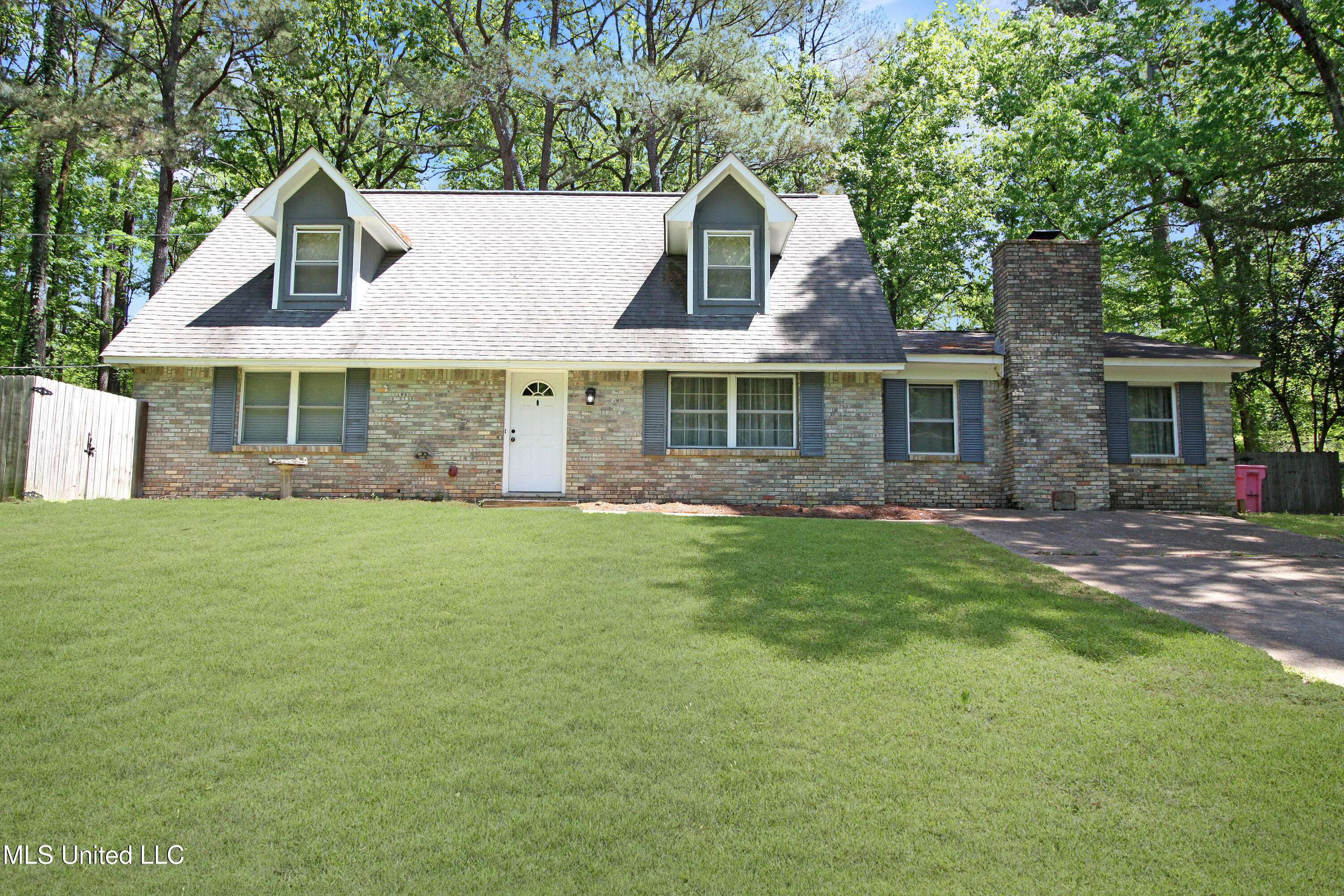 Clinton, MS 39056,105 Oklahoma Drive