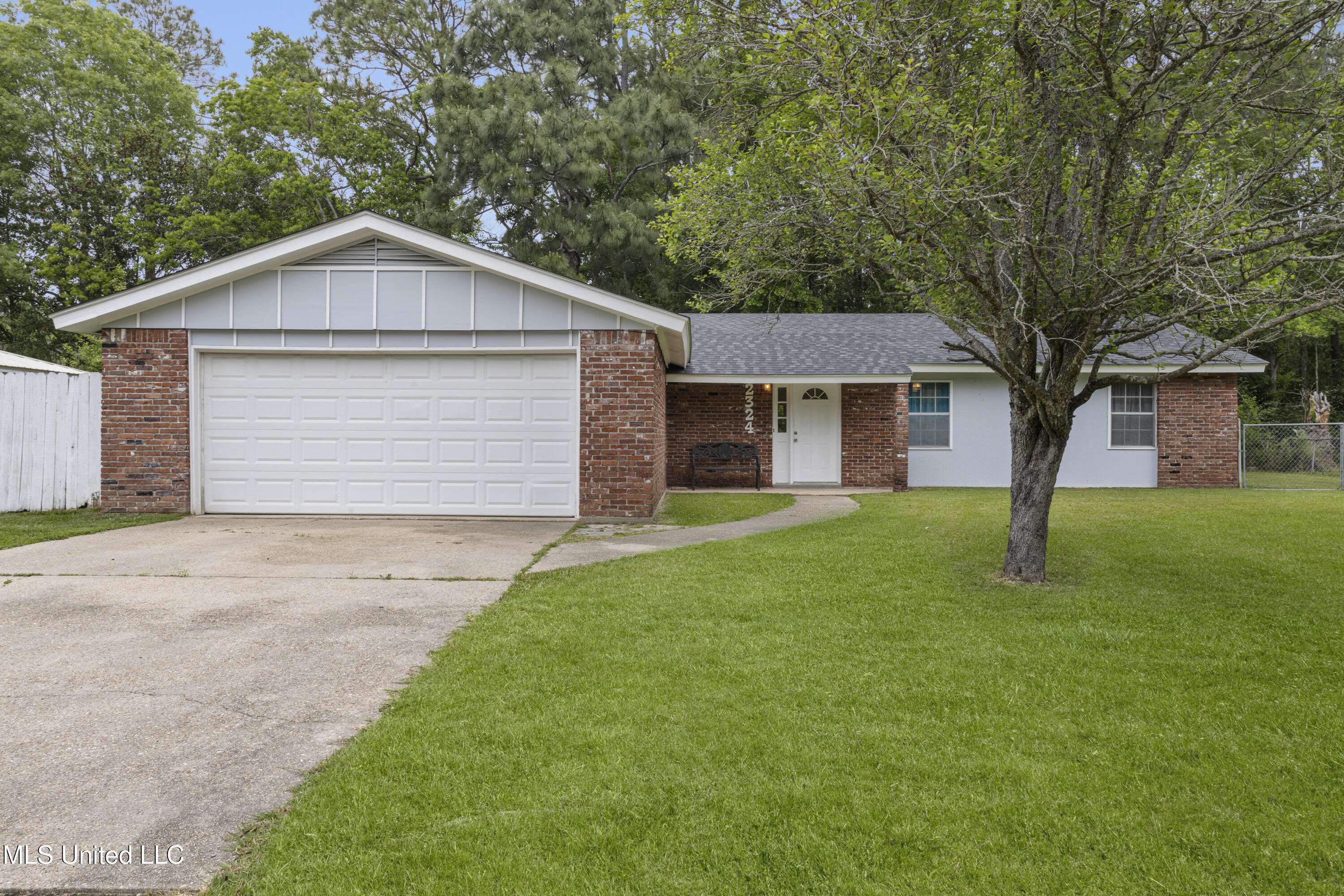 Gautier, MS 39553,2324 Greenway Drive