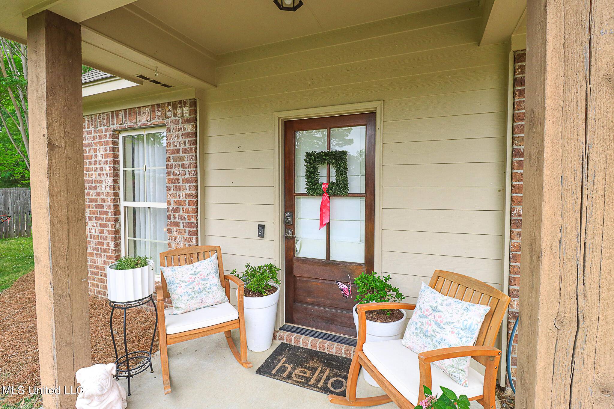 Brandon, MS 39047,421 Oak Bend