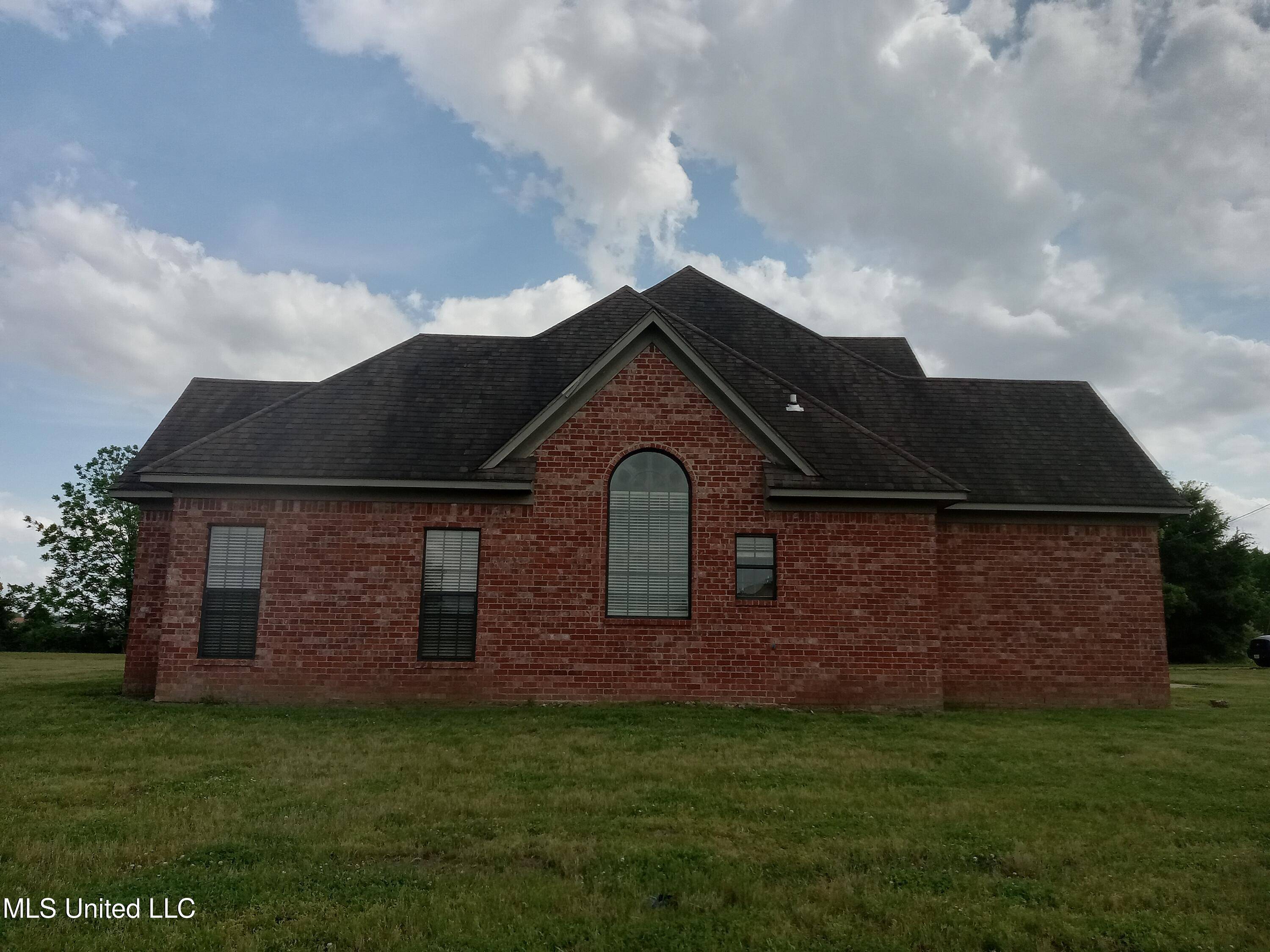 Cleveland, MS 38732,38 3rd Street