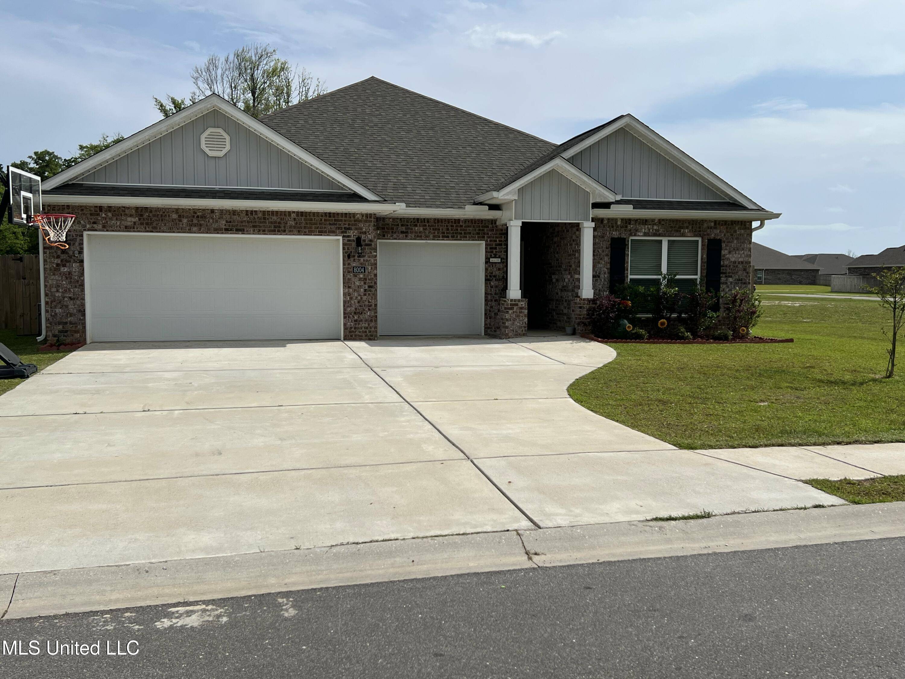 Long Beach, MS 39560,8004 Crawford Drive