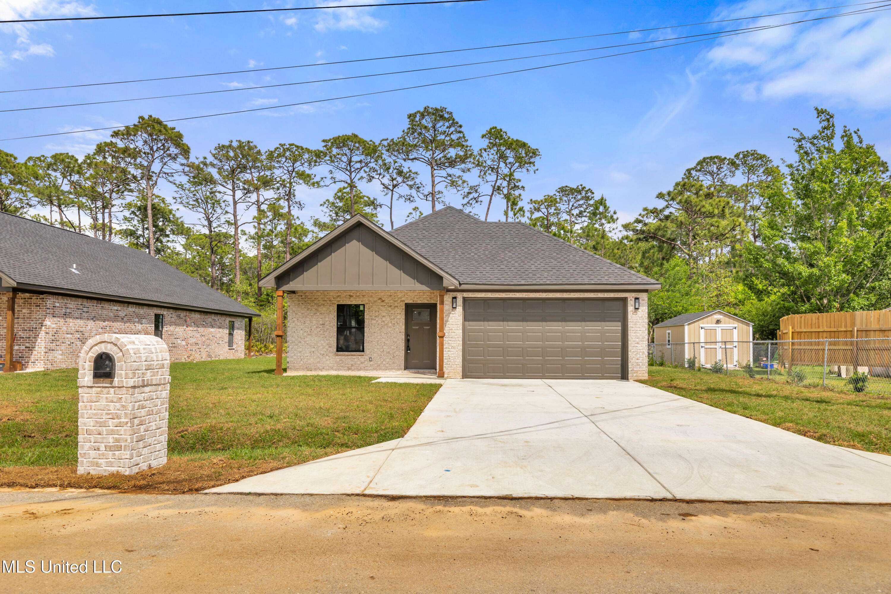 Gautier, MS 39553,1812 Porpoise Drive