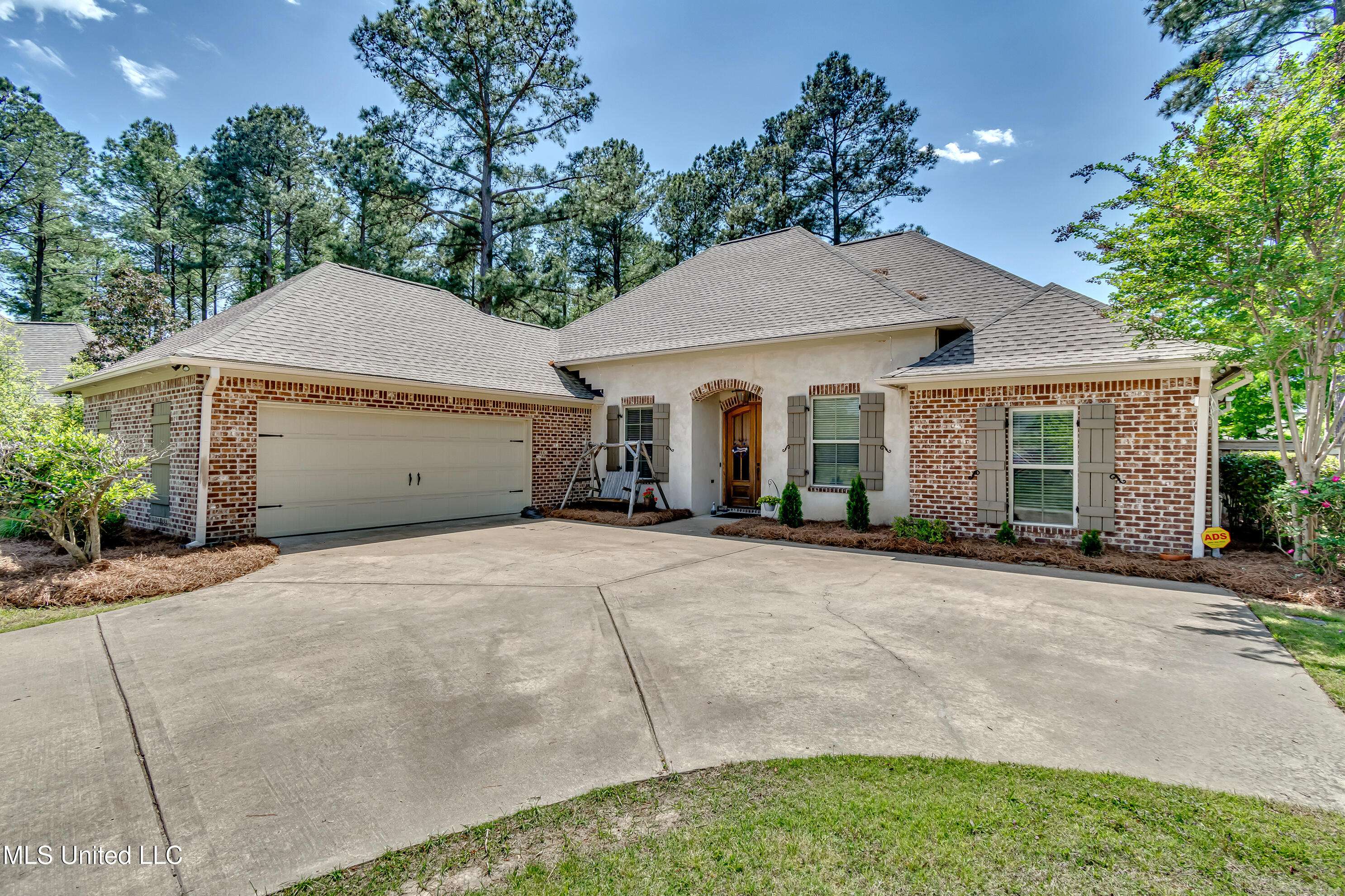 Madison, MS 39110,111 Claw Creek Cove