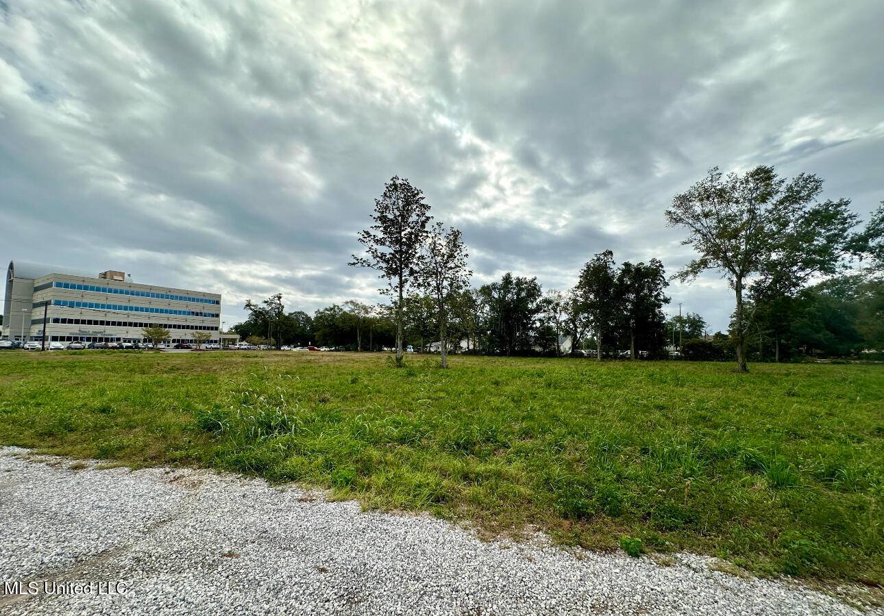 Gulfport, MS 39507,0 Debuys Road
