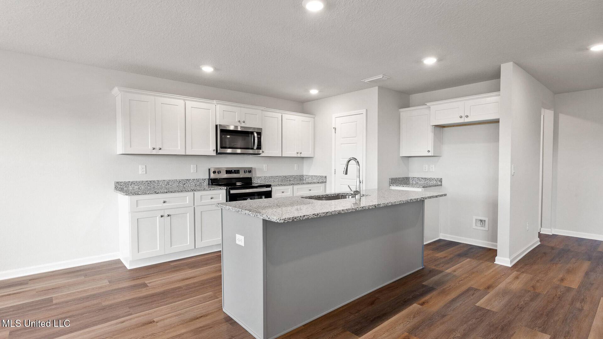 Biloxi, MS 39532,9681 Reserve Boulevard