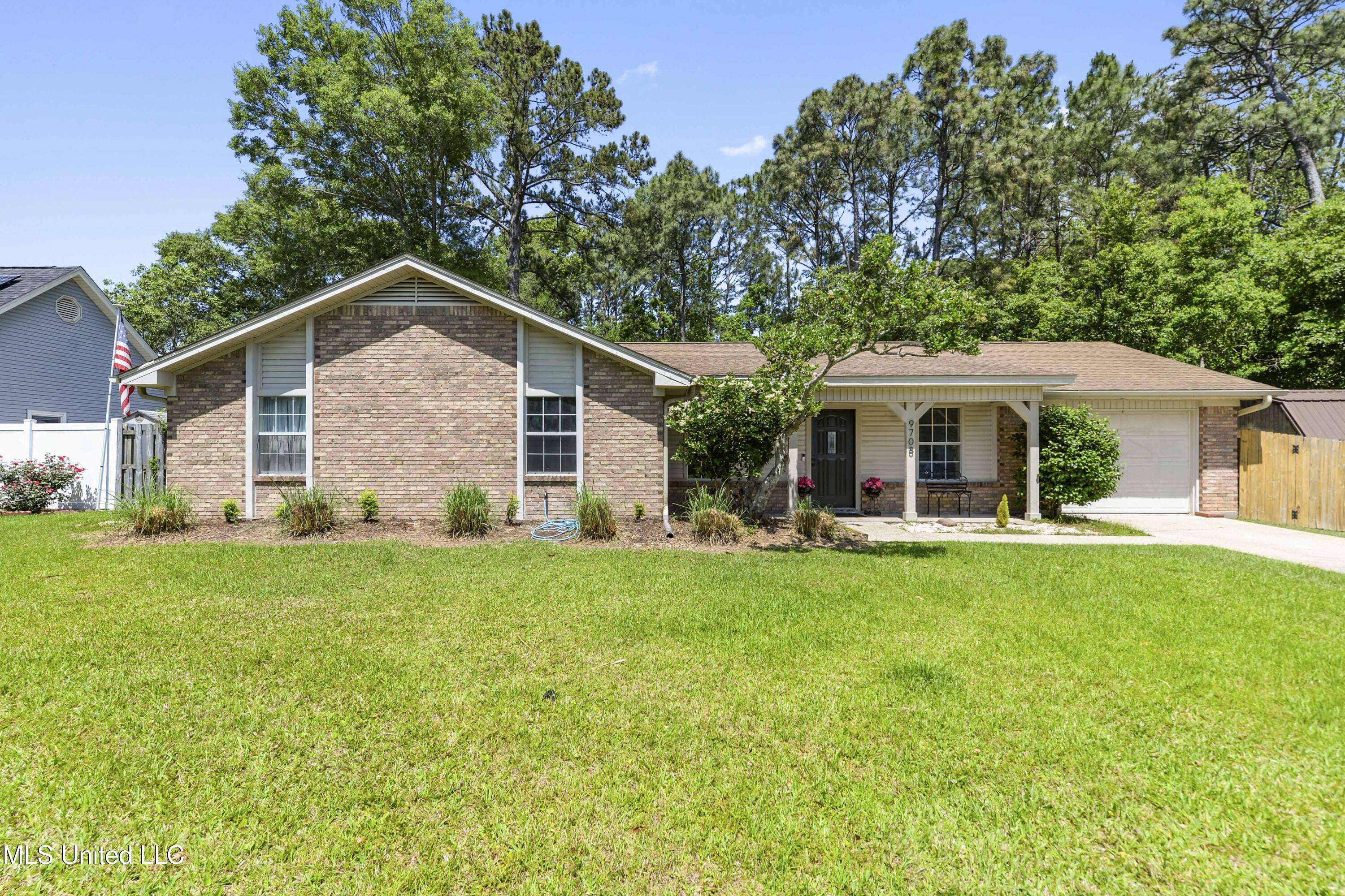 Ocean Springs, MS 39564,9708 Aztec Drive