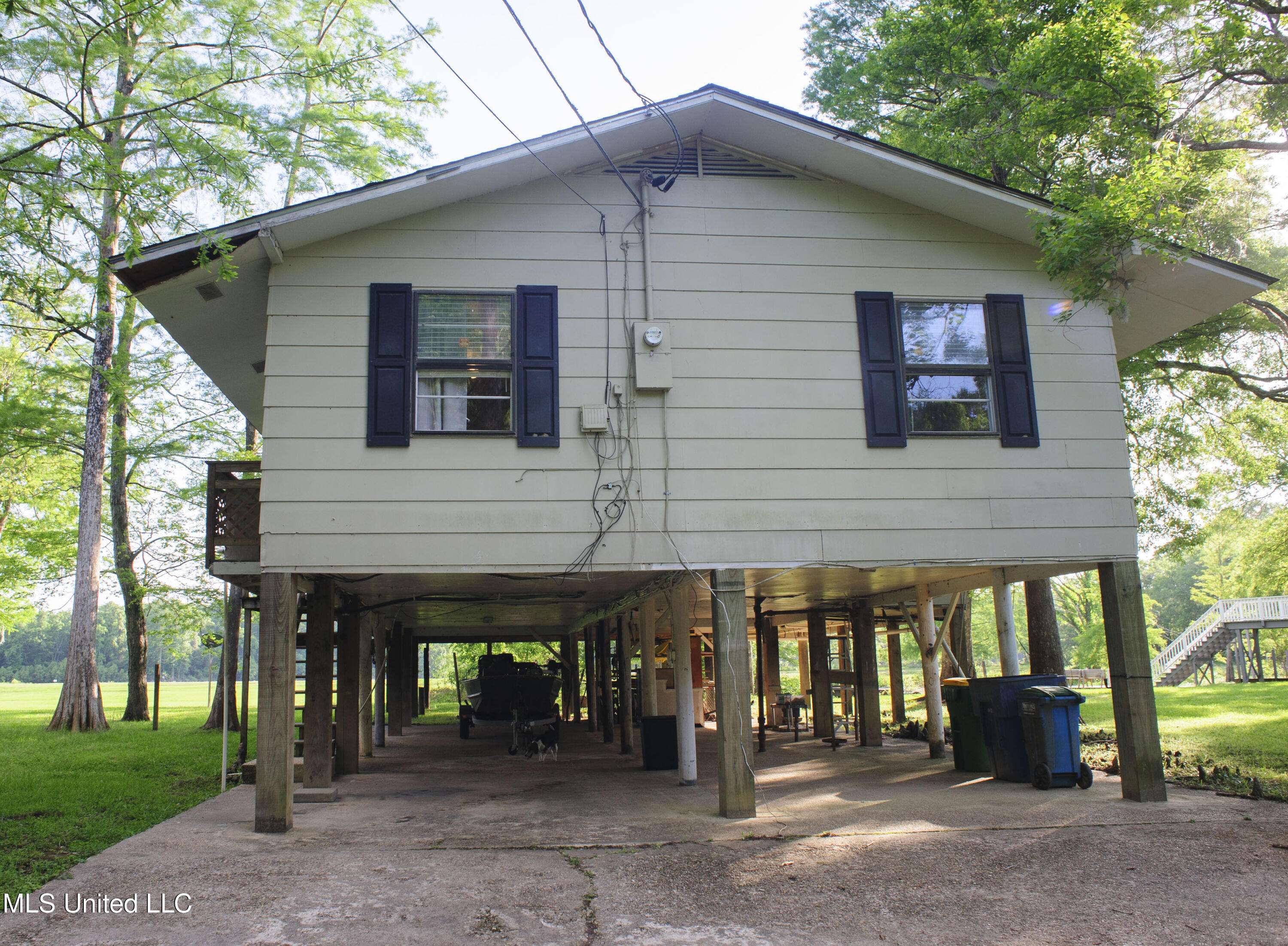Moss Point, MS 39562,1639 Pascagoula River Road Road