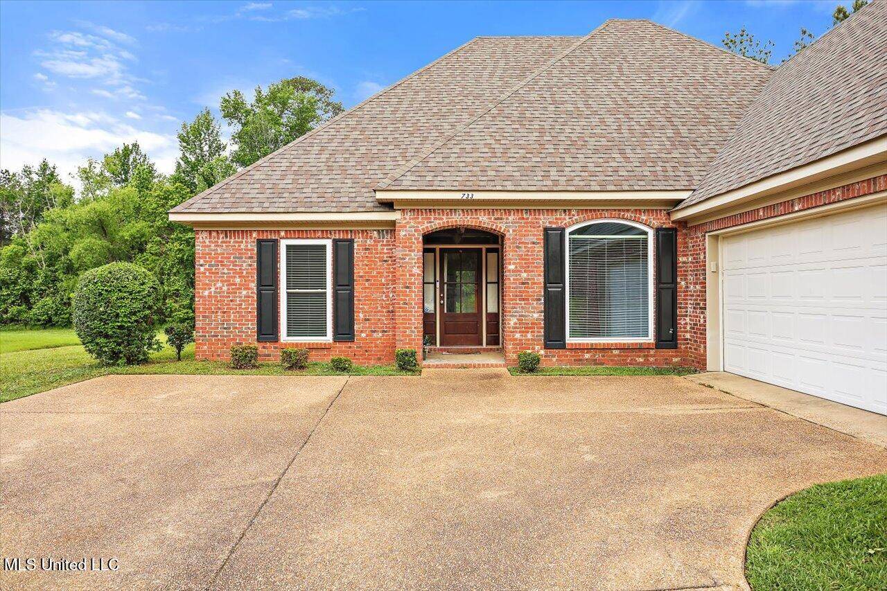 Jackson, MS 39272,733 Forest Woods Drive